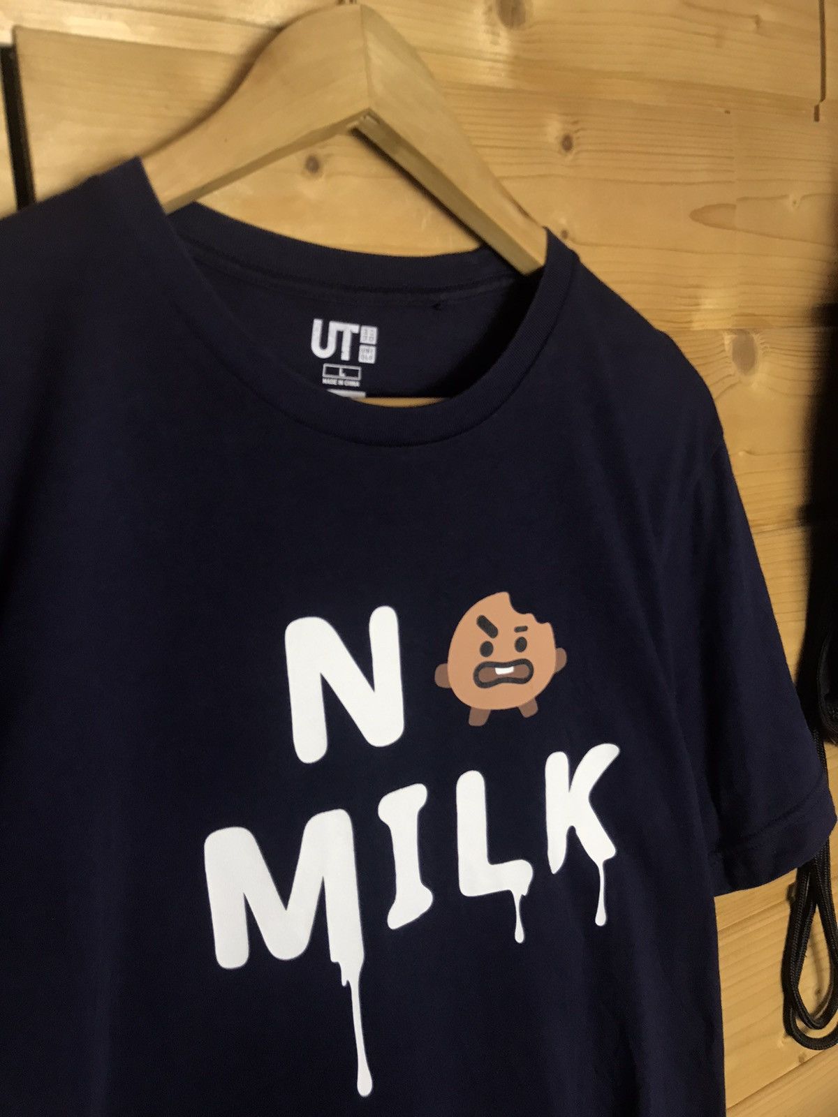 Band Tees Uniqlo X BT21 no milk t-shirt Size US L / EU 52-54 / 3 - 3 Thumbnail