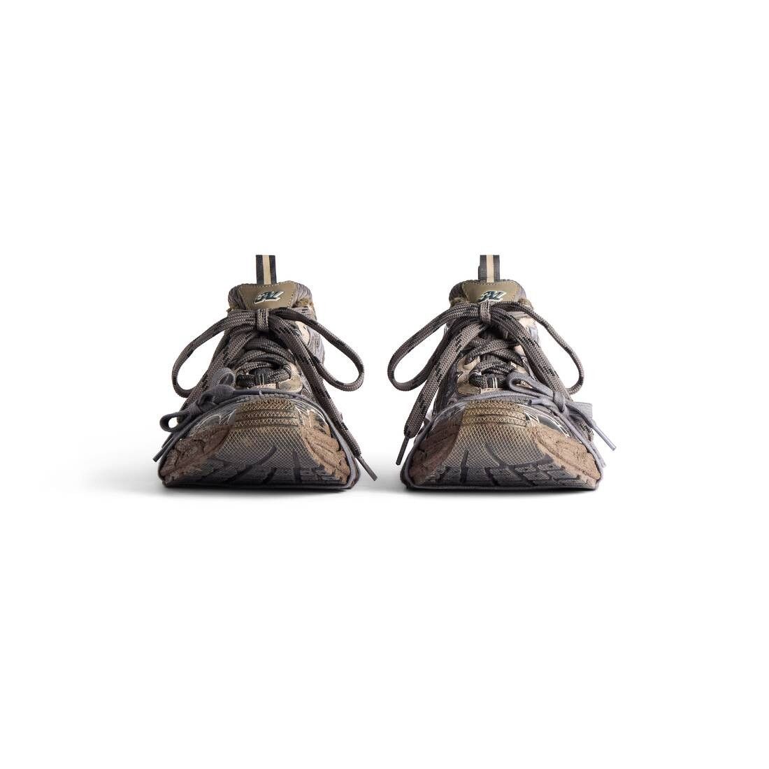 Balenciaga o1srvl11e0925 3XL Sneakers Worn-Out in Brown Size US 9 / EU 42 - 2 Thumbnail