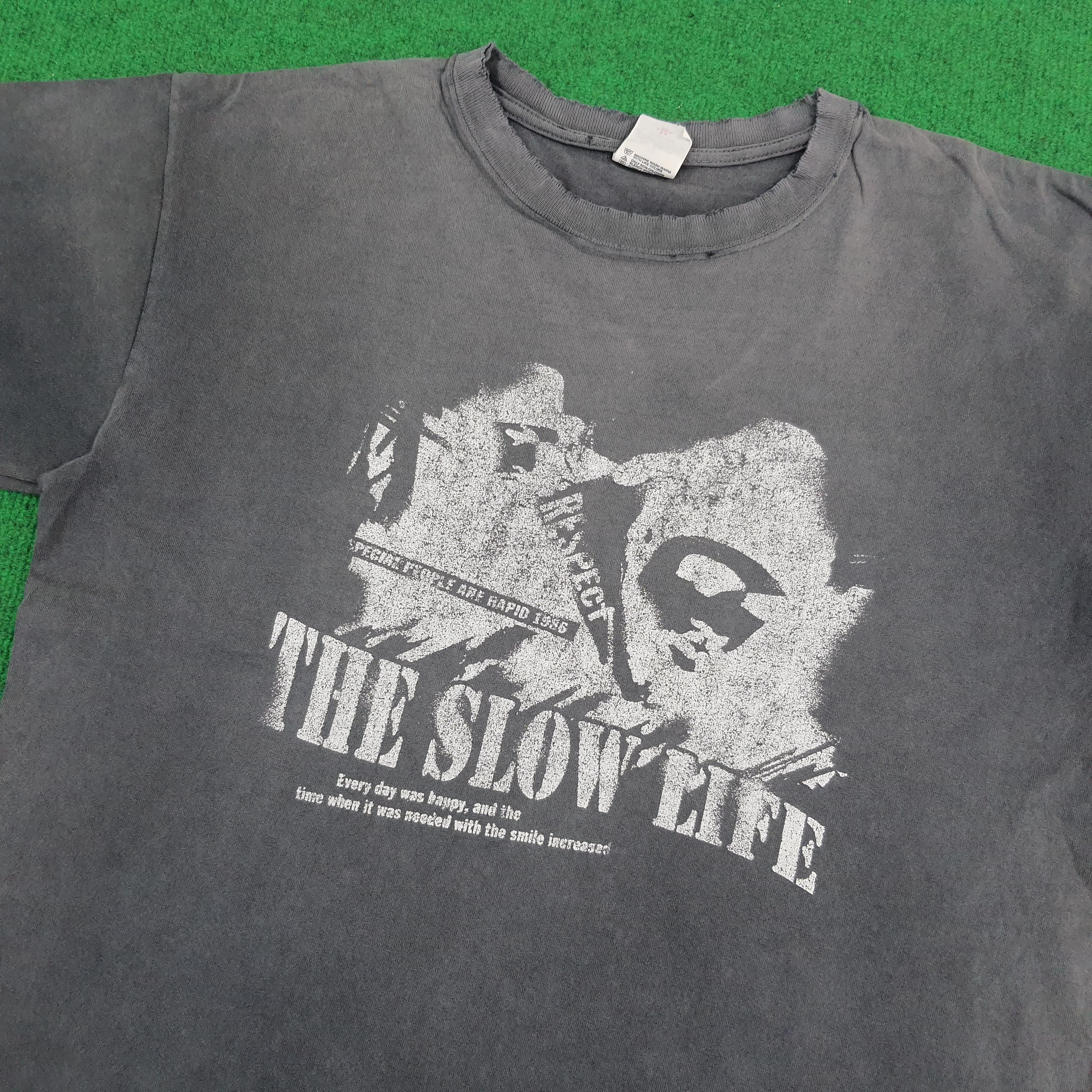 Vintage Vintage THE Slow Life Distressed Tshirt Size US L / EU 52-54 / 3 - 2 Thumbnail