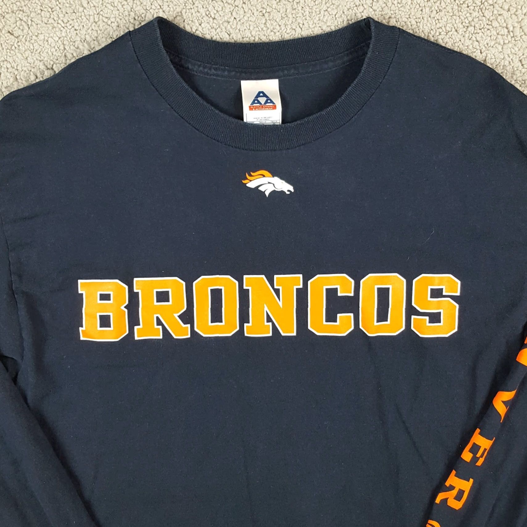 NFL Vintage Denver Broncos Y2K NFL Football Long Sleeve T-Shirt Men's Large Blue Retro Sports Size US L / EU 52-54 / 3 - 2 Thumbnail