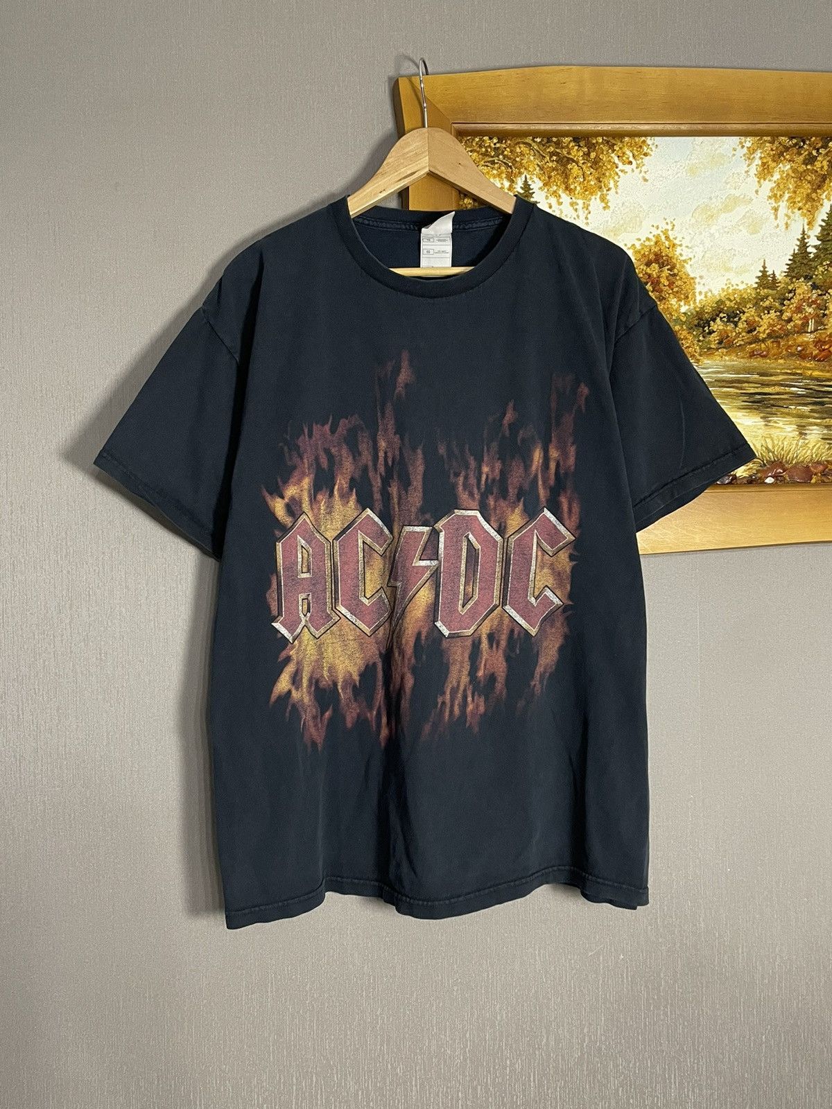 Fruit Of The Loom Vintage AC DC Flame Logo Faded Graphic T-shirt Band Size US XL / EU 56 / 4 - 1 Thumbnail
