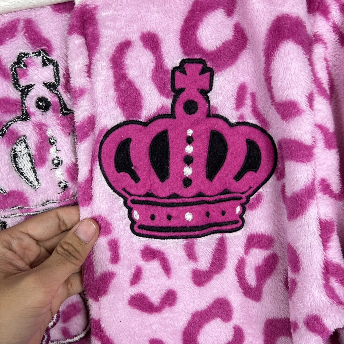 Japanese Brand 🔥 VINTAGE HELLO KITTY FAUX FUR FLEECE HOODIE Size L / US 10 / IT 46 - 13 Thumbnail