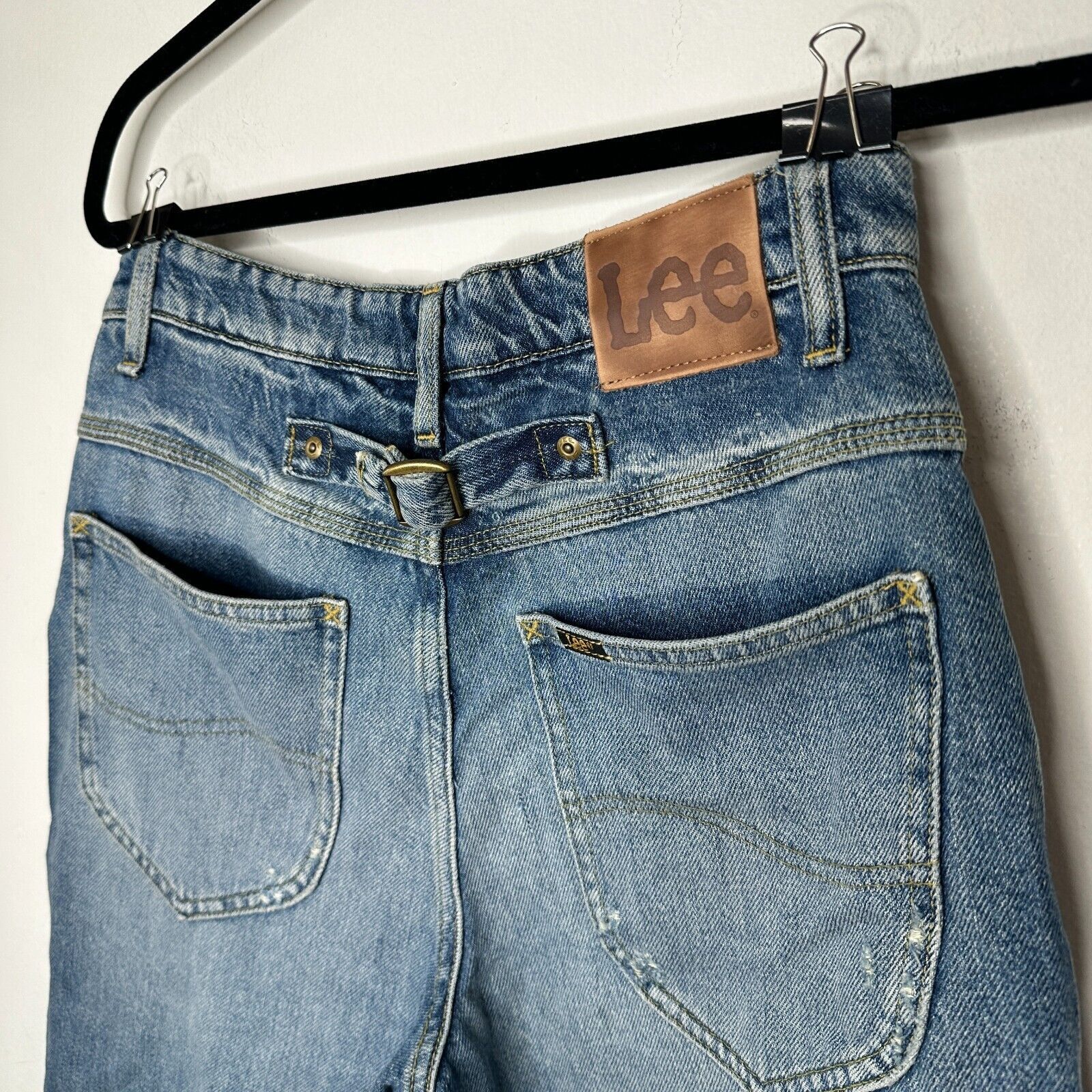 Lee NWT Lee Medium Blue High Rise Stovepipe Distressed Jeans 28 Size 28" / US 6 / IT 42 - 7 Thumbnail