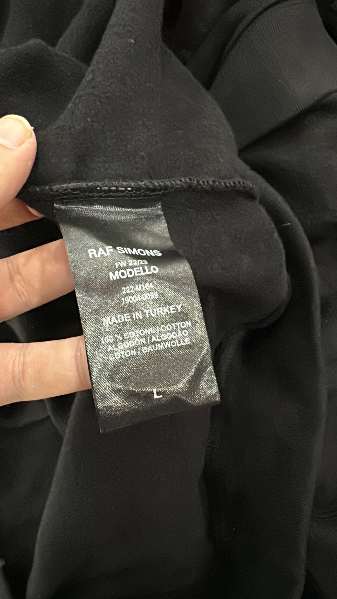 Raf Simons CC000021 Knot Hoodie in Black Size US L / EU 52-54 / 3 - 9 Thumbnail