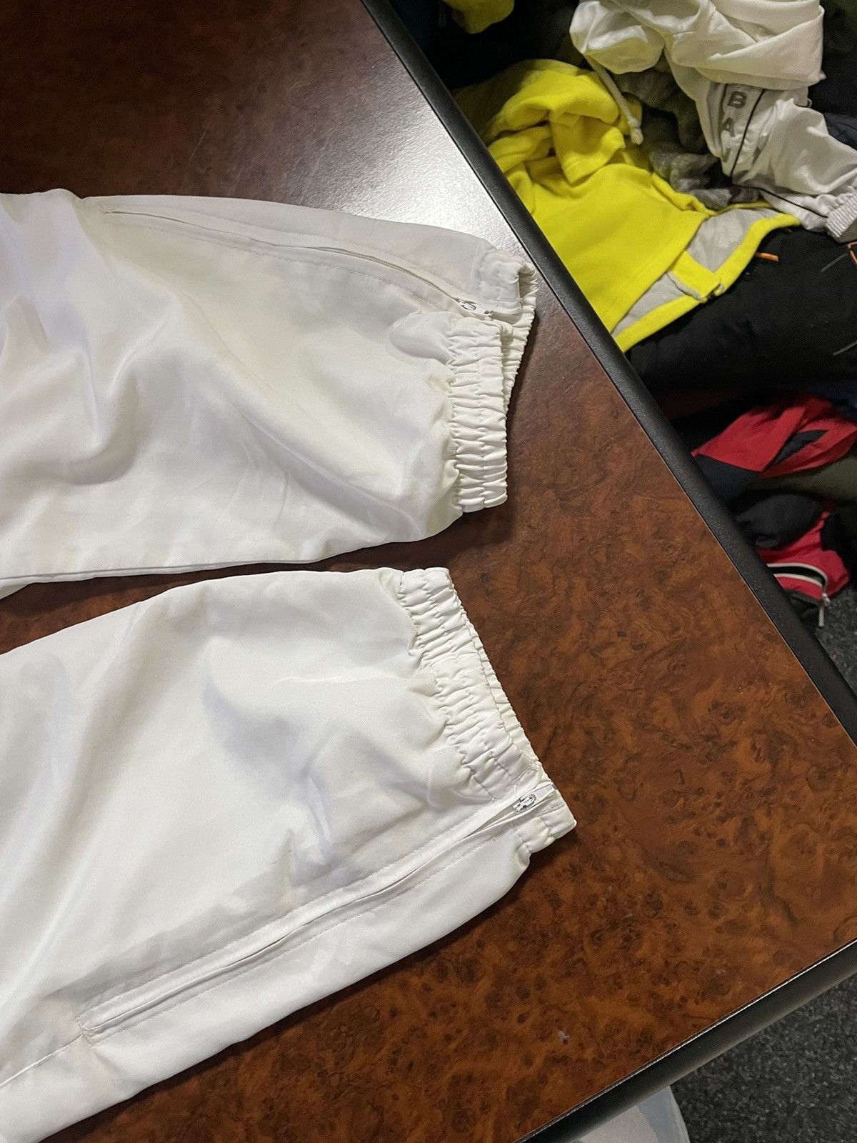 Umbro × Vintage VINTAGE UMBRO NYLON SWEAT PANTS Y2K drill joggers Size US 34 / EU 50 - 3 Thumbnail