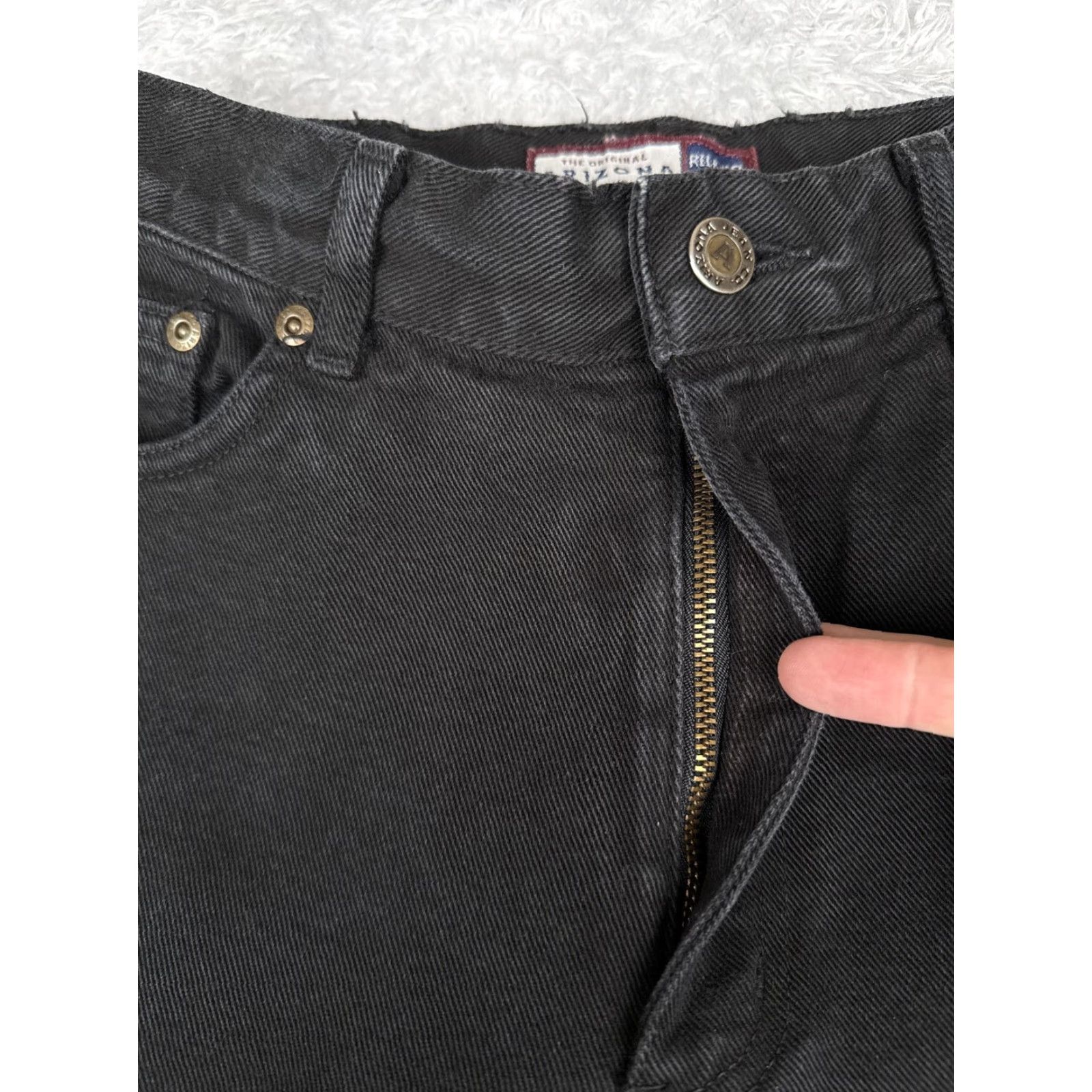 Vintage VINTAGE The Original Arizona Jean Co. Jeans Women 5-Pocket Den­im Black 100% Cotton Relaxed Straight 25x30 Adult Junior Size 9A Womens Size 30" / US 8 / IT 44 - 5 Thumbnail