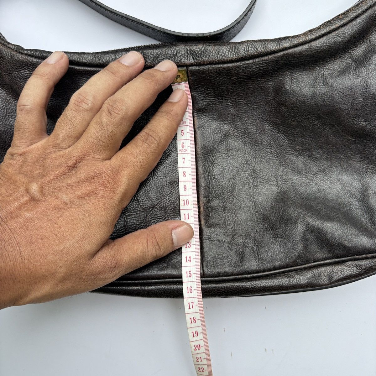 Yves Saint Laurent YVES SAINT LAURENT by Tom Ford BLACK LEATHER MOMBASA BAG Size ONE SIZE - 21 Thumbnail