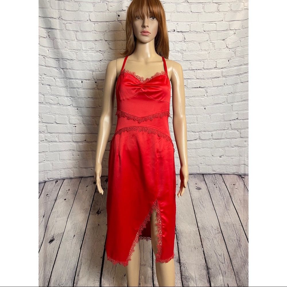 Anthropologie NWT New Foxiedox Anthropologie Red Betty Slip Dress Size 6 Size M / US 6-8 / IT 42-44 - 3 Thumbnail