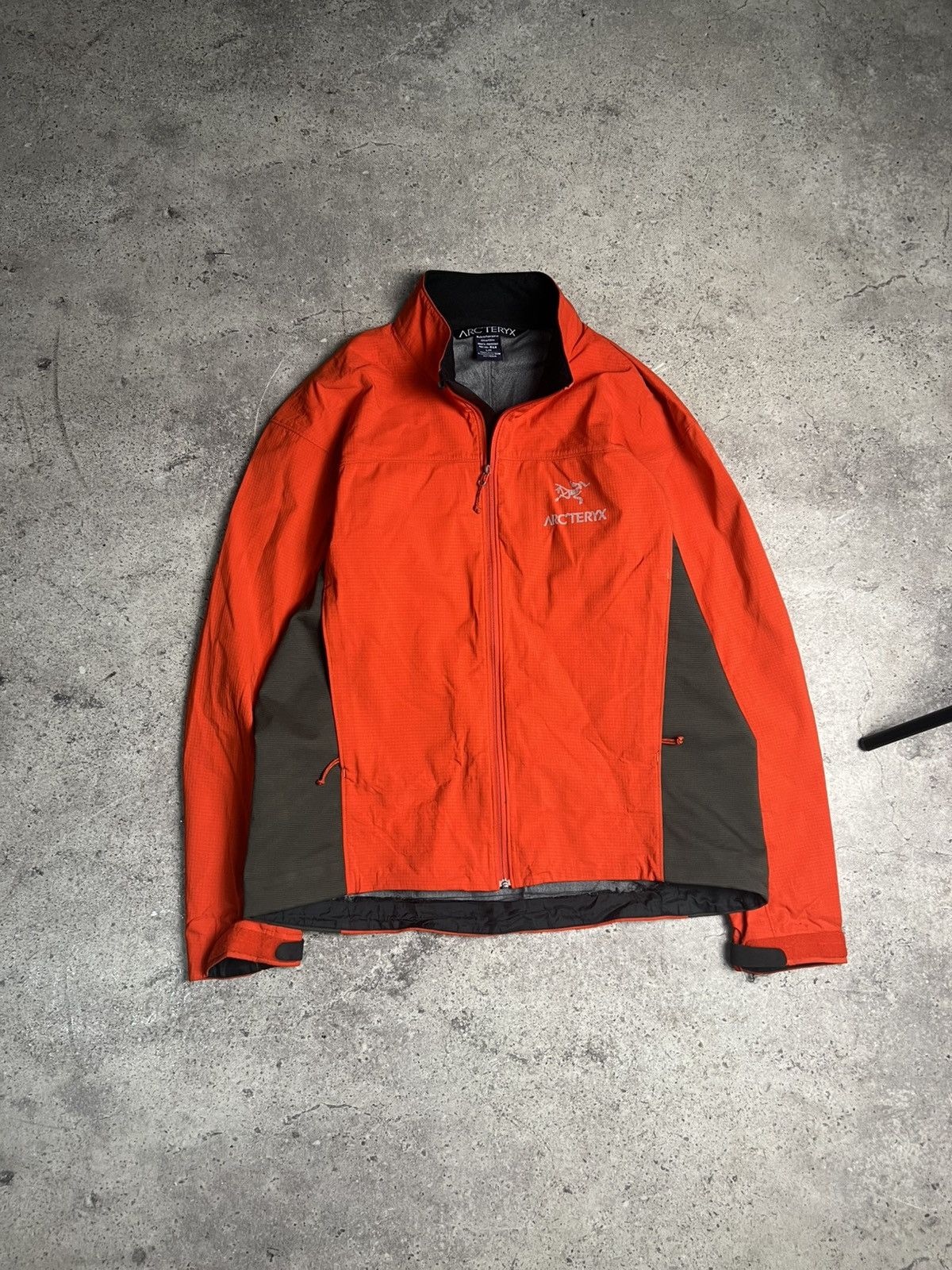 Arc'teryx Arcteryx Atom LT Size US L / EU 52-54 / 3 - 1 Thumbnail