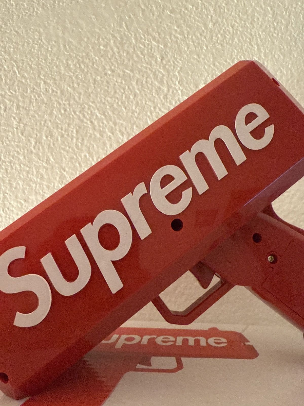 Supreme Supreme money gun Size ONE SIZE - 8 Thumbnail