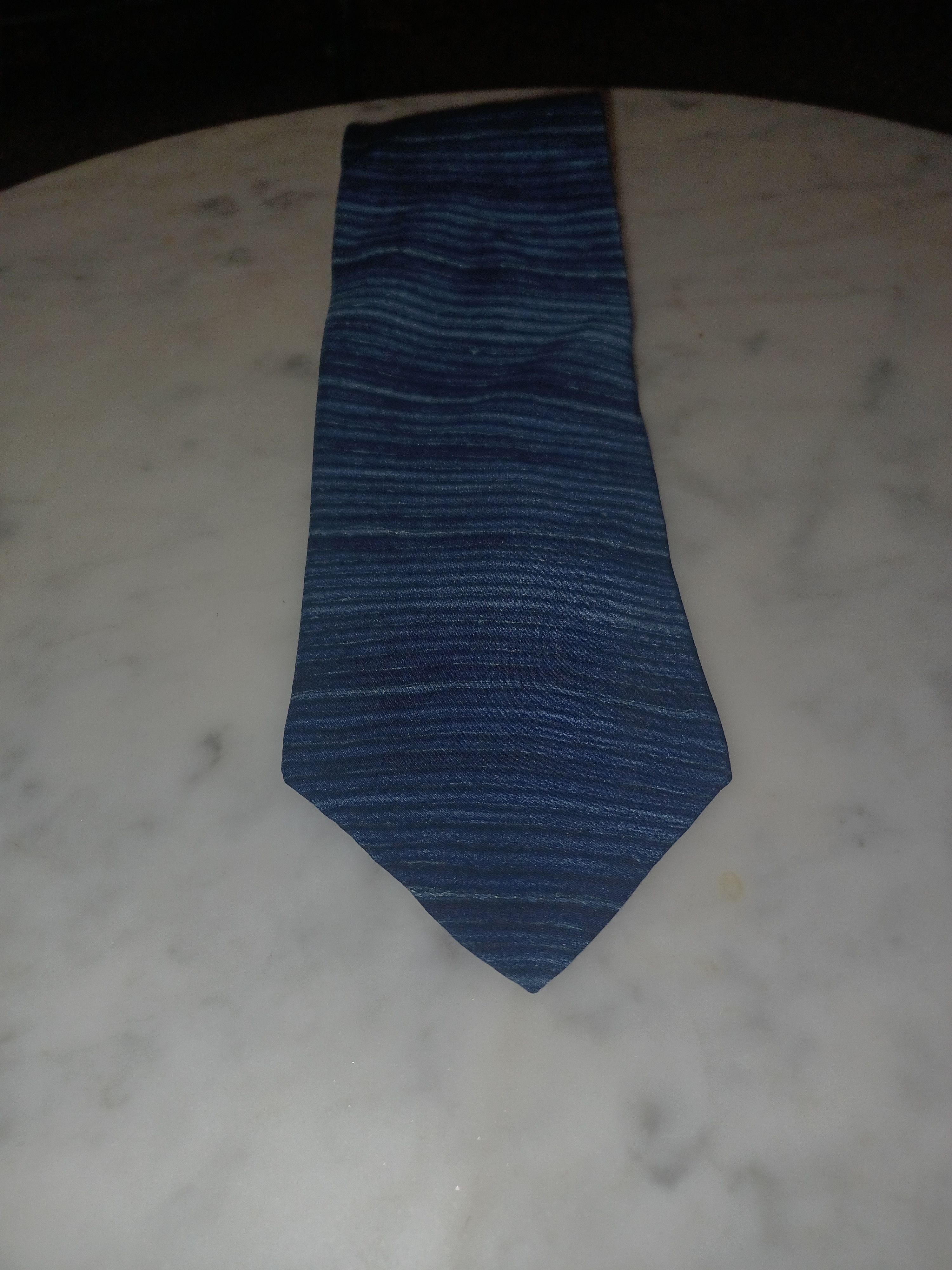 Other Geoffrey Beene Men's 100% Silk Tie Blues & Grays Size ONE SIZE - 1 Thumbnail