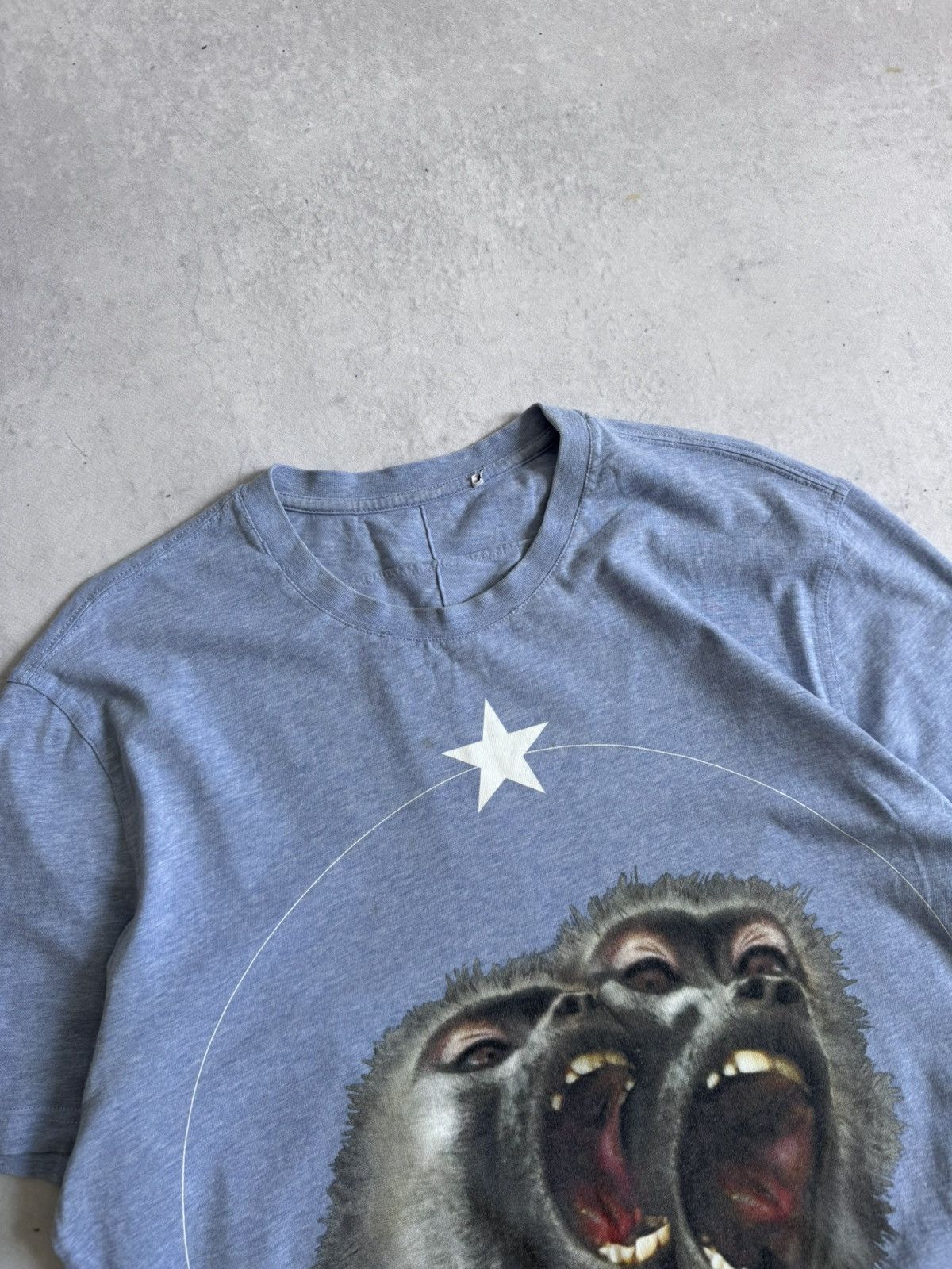 Givenchy Givenchy Monkey Brothers Riccardo Tisci Iconic Y2K Tee Size US L / EU 52-54 / 3 - 5 Thumbnail