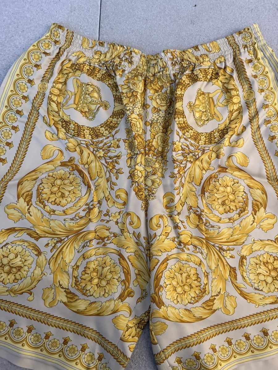Versace Versace Beige & Yellow Barocco Silk Shirt & Shorts Set Size US L / EU 52-54 / 3 - 10 Thumbnail