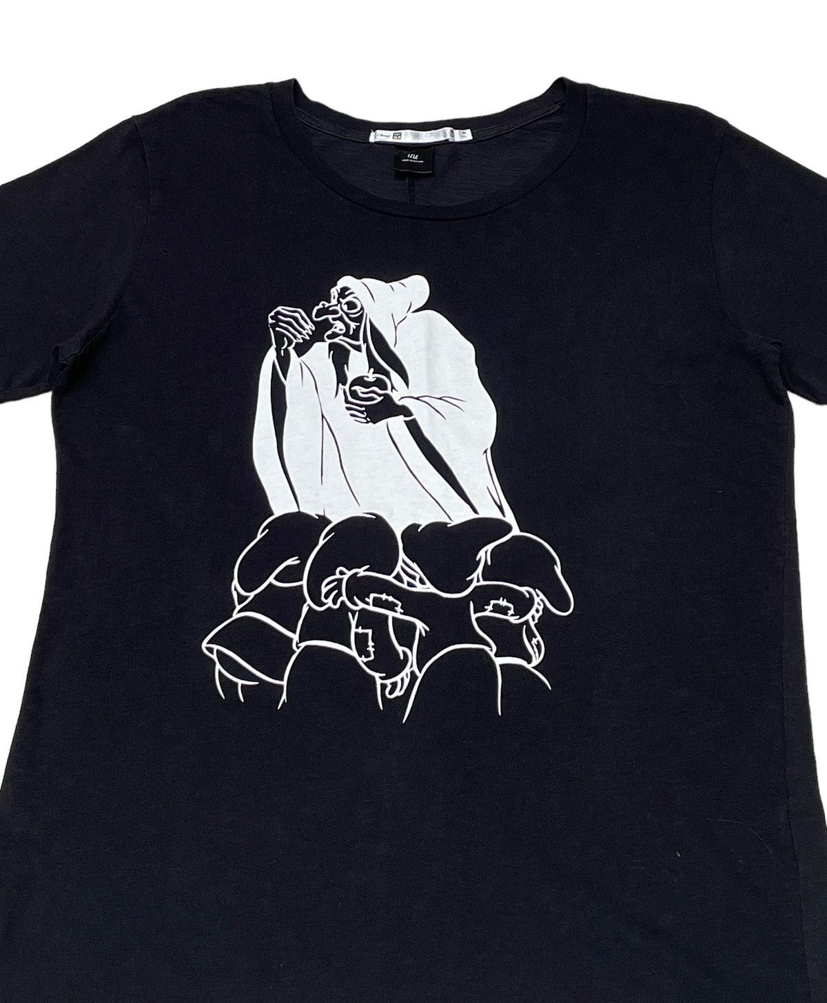 Undercover Japanese Brand Uniqlo Undercover T-Shirt 2000s Size US M / EU 48-50 / 2 - 3 Thumbnail