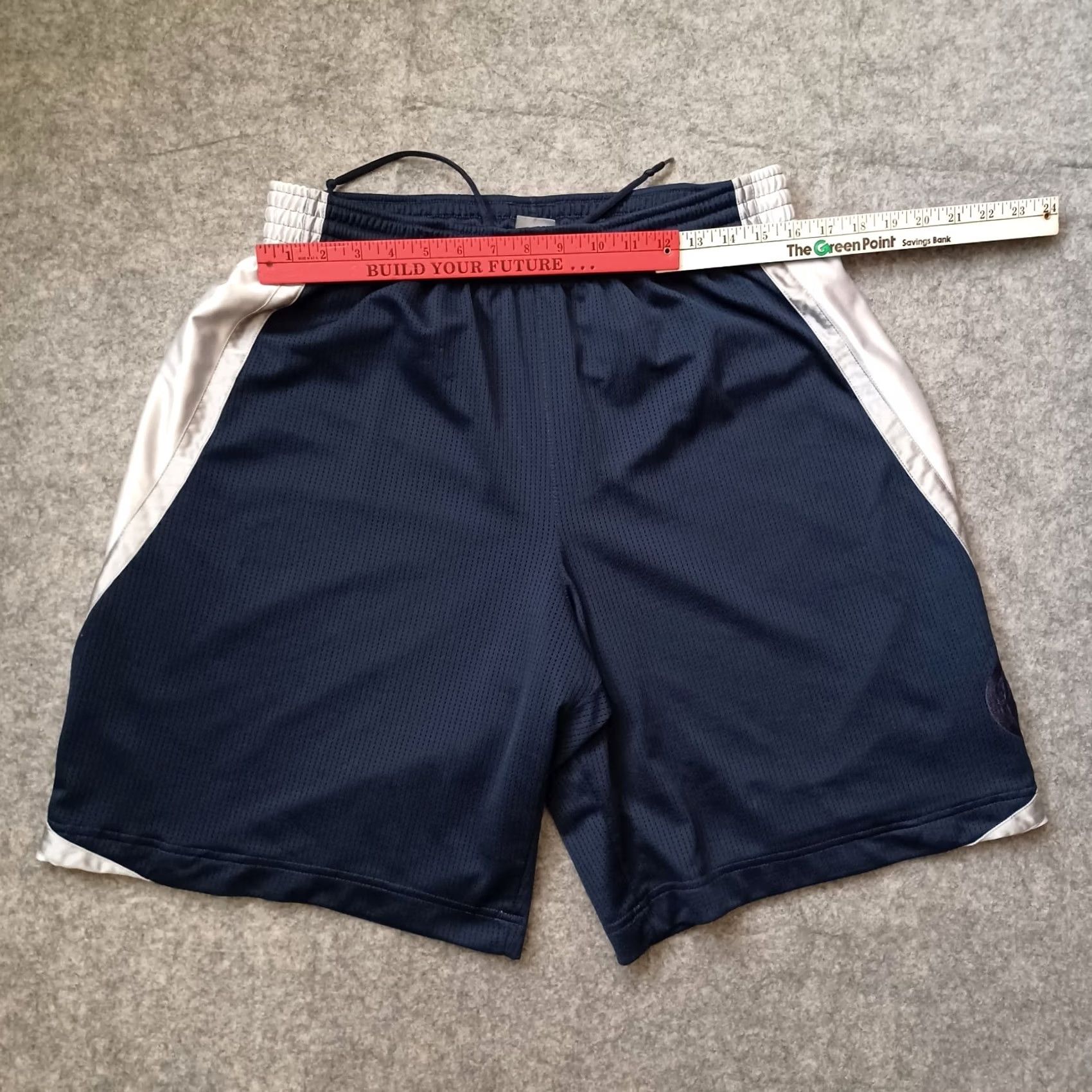 Nike VINTAGE Nike Mens Shorts XL Blue Gray Logo Satin Athletic Basketball Y2K Size US 36 / EU 52 - 7 Thumbnail