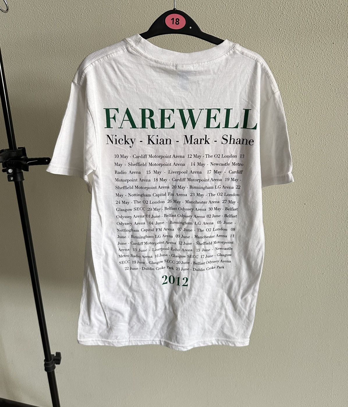 Gildan Vintage 2012 WESTLIFE Farewell Tour Merch Size S Worn Once Size US S / EU 44-46 / 1 - 2 Thumbnail