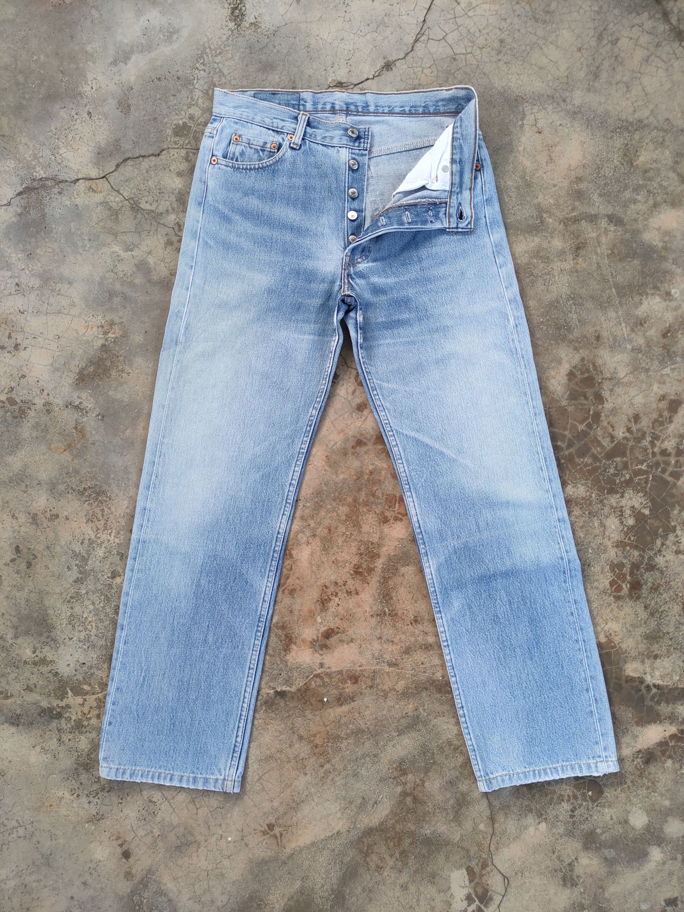Levi's LEVI'S 501 USA VINTAGE FADED DISTRESSED JEANS PANTS Size US 30 / EU 46 - 3 Thumbnail