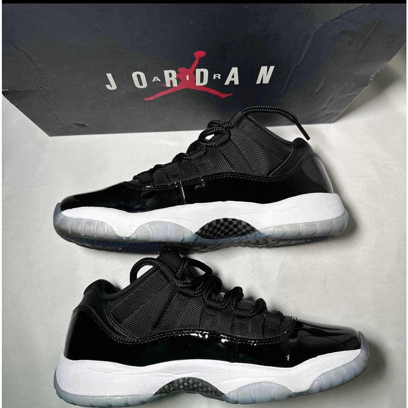 Jordan Brand × Nike Size 6 Nike Air Jordan 11 Retro Low GS Space Jam Men's Shoes Size US 6 / EU 39 - 3 Thumbnail