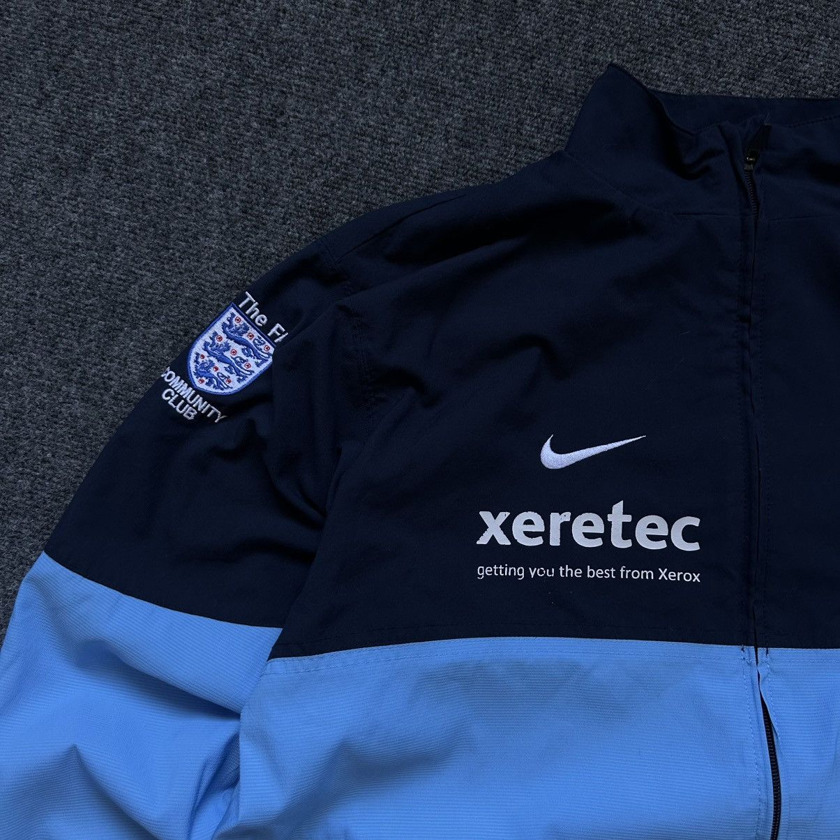 Issey Miyake VTG Nike Windbreaker Benfield Fc Zip Sweater Y2K Size L Engl Size US L / EU 52-54 / 3 - 6 Thumbnail
