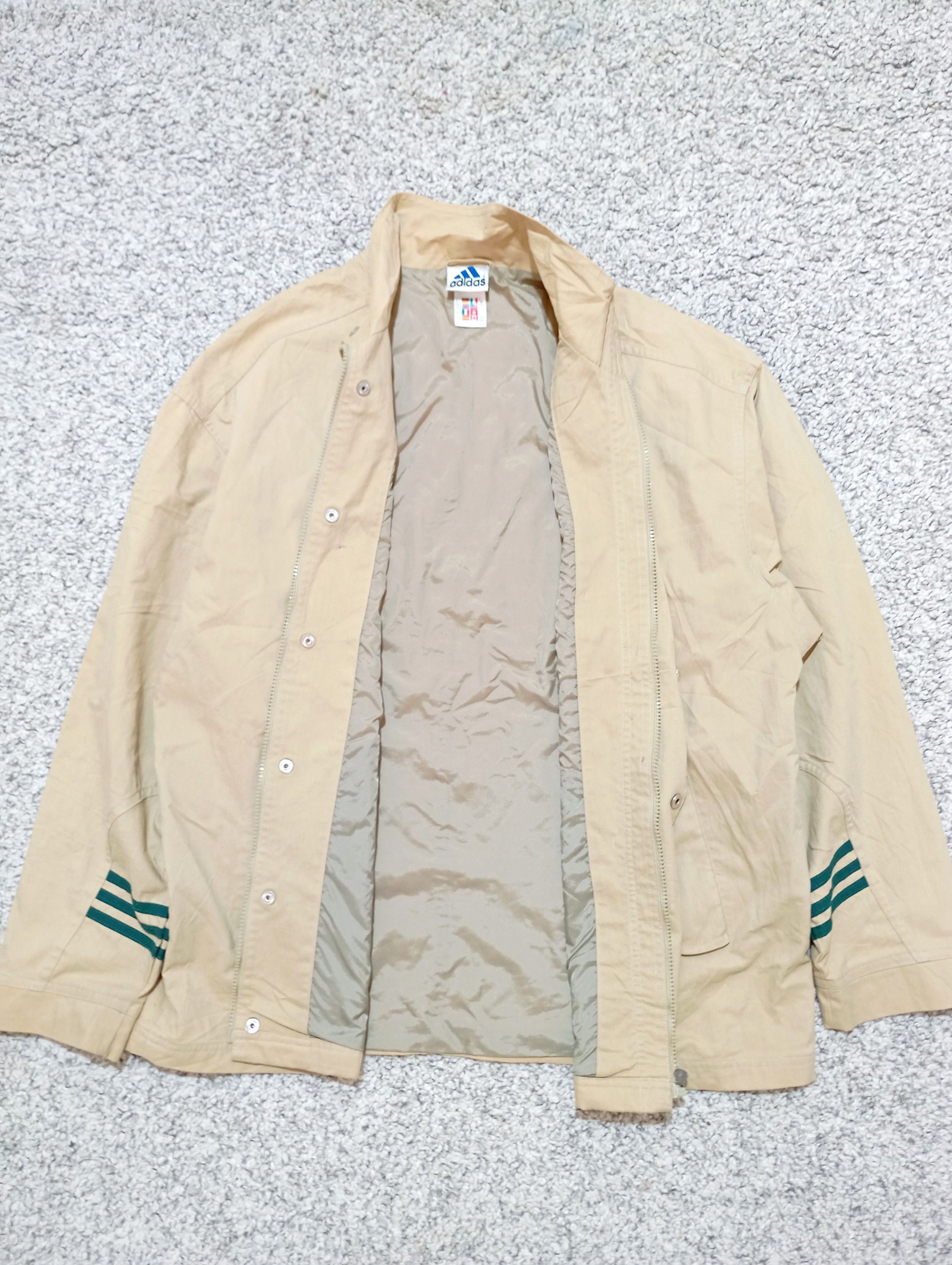 Adidas Adidas 90s Vintage Light Jacket Size M Size US M / EU 48-50 / 2 - 13 Thumbnail