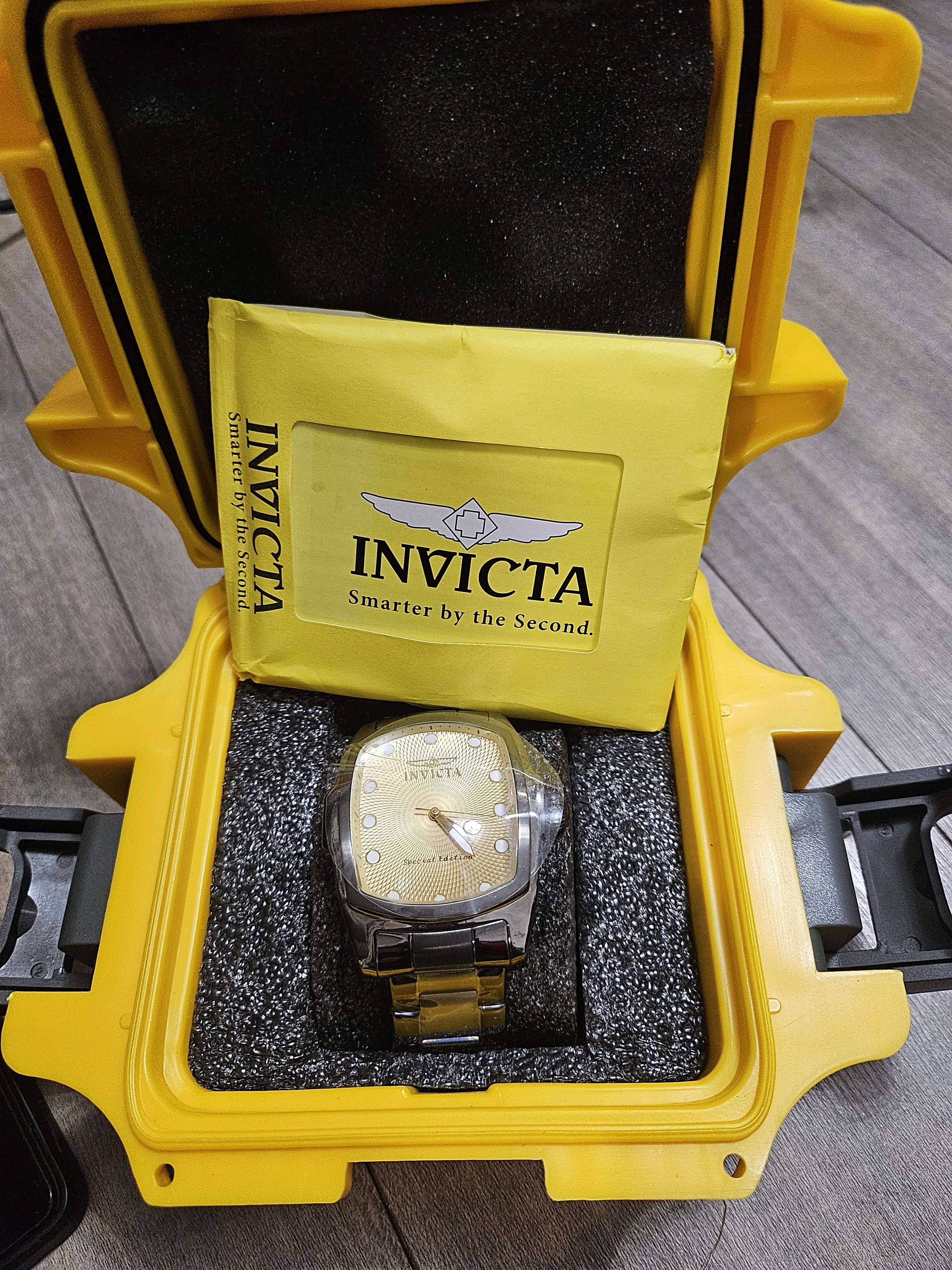 Invicta Invicta grand lupah Size 26 - 3 Thumbnail