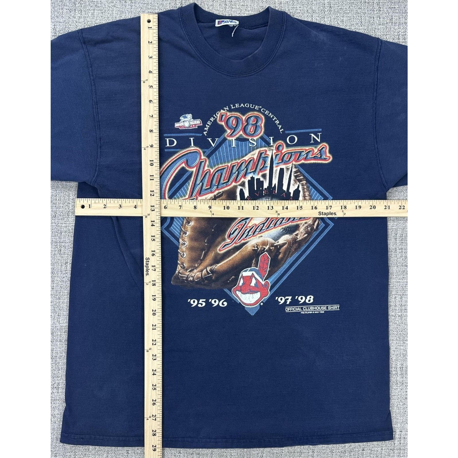 Pro Player Cleveland Indians Sz L Mens Division Champions Pro Player Size US XL / EU 56 / 4 - 2 Thumbnail