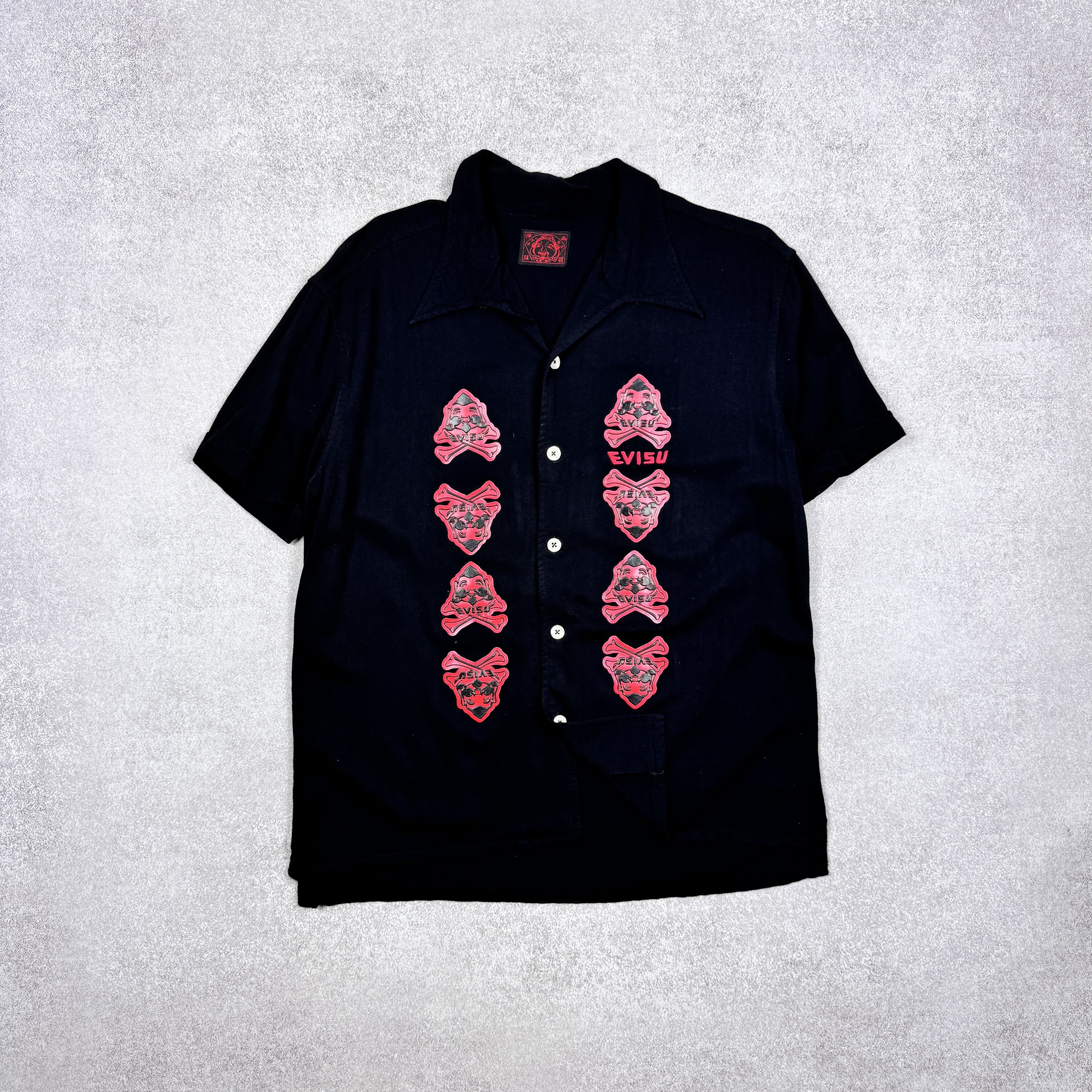 Evisu Evisu Japan Rayon Black Vintage Button Shortsleeve Shirt XL Size US L / EU 52-54 / 3 - 1 Thumbnail