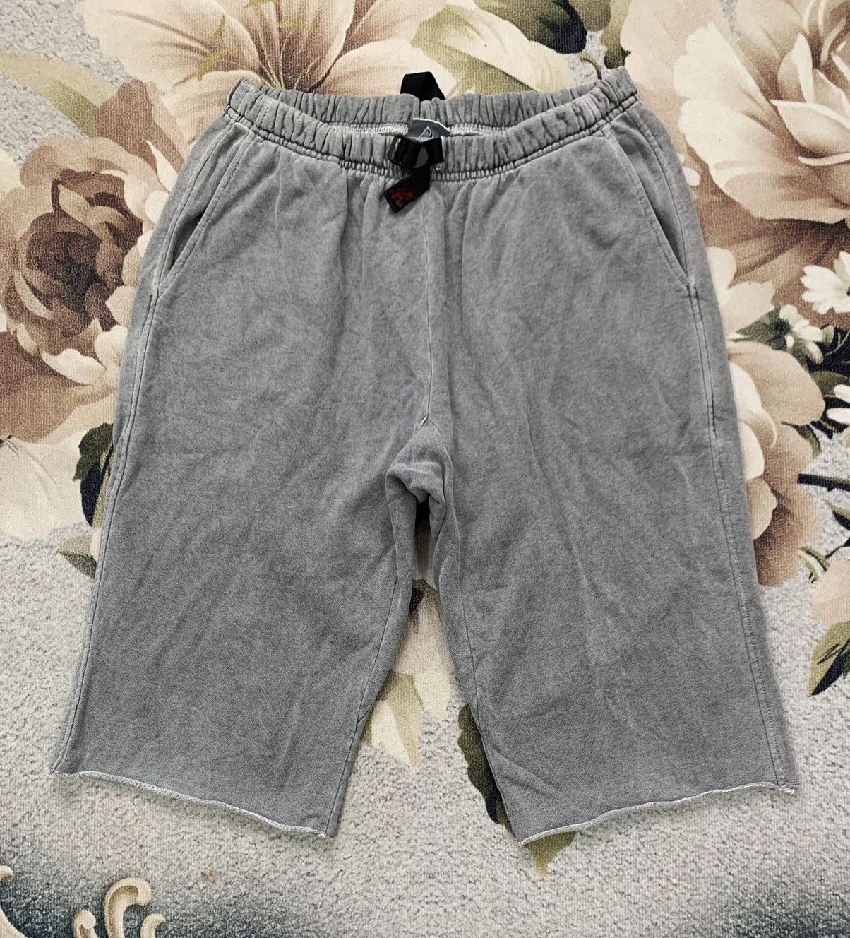 Gramicci Gramicci Short Sweat Pant Made in Usa Size US 30 / EU 46 - 1 Thumbnail