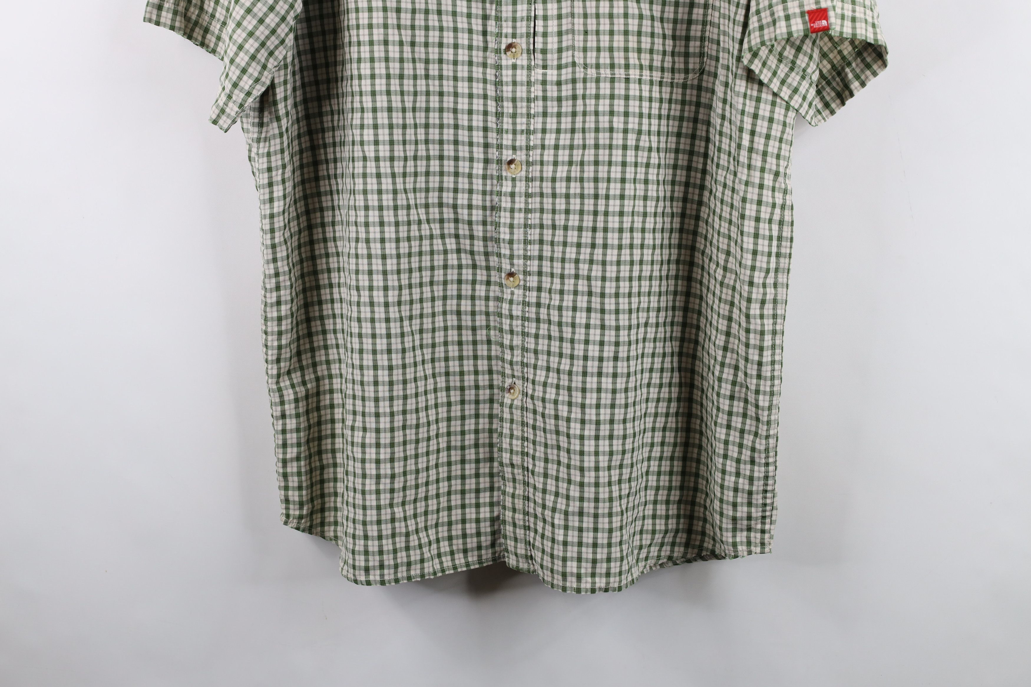 The North Face Vintage The North Face Short Sleeve Trekking Button Shirt Size US L / EU 52-54 / 3 - 3 Thumbnail