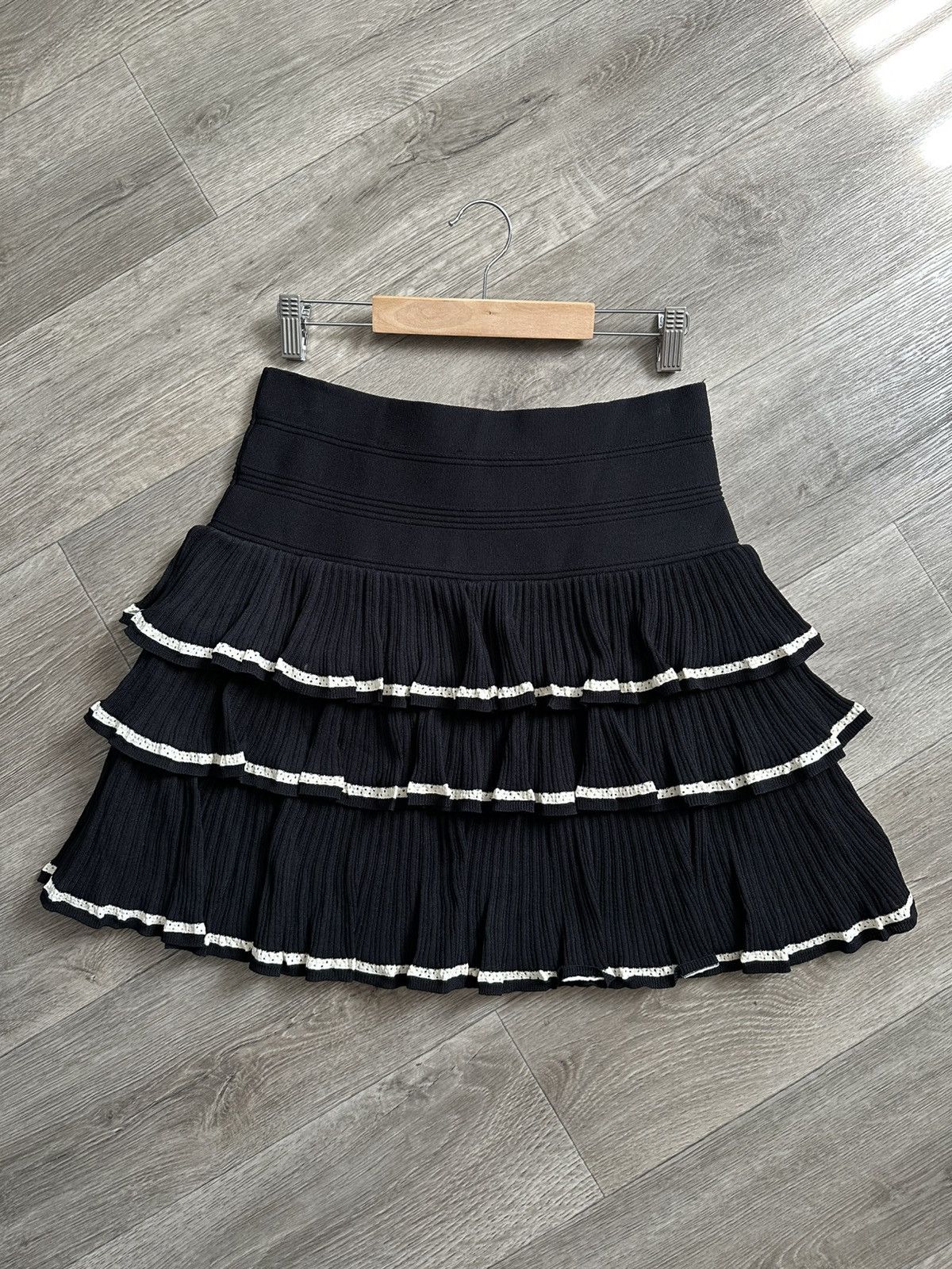 Sandro 🫧SANDRO TIERED RIBBED-KNIT Mini Skirt Size 26" / US 2 / IT 38 - 1 Thumbnail