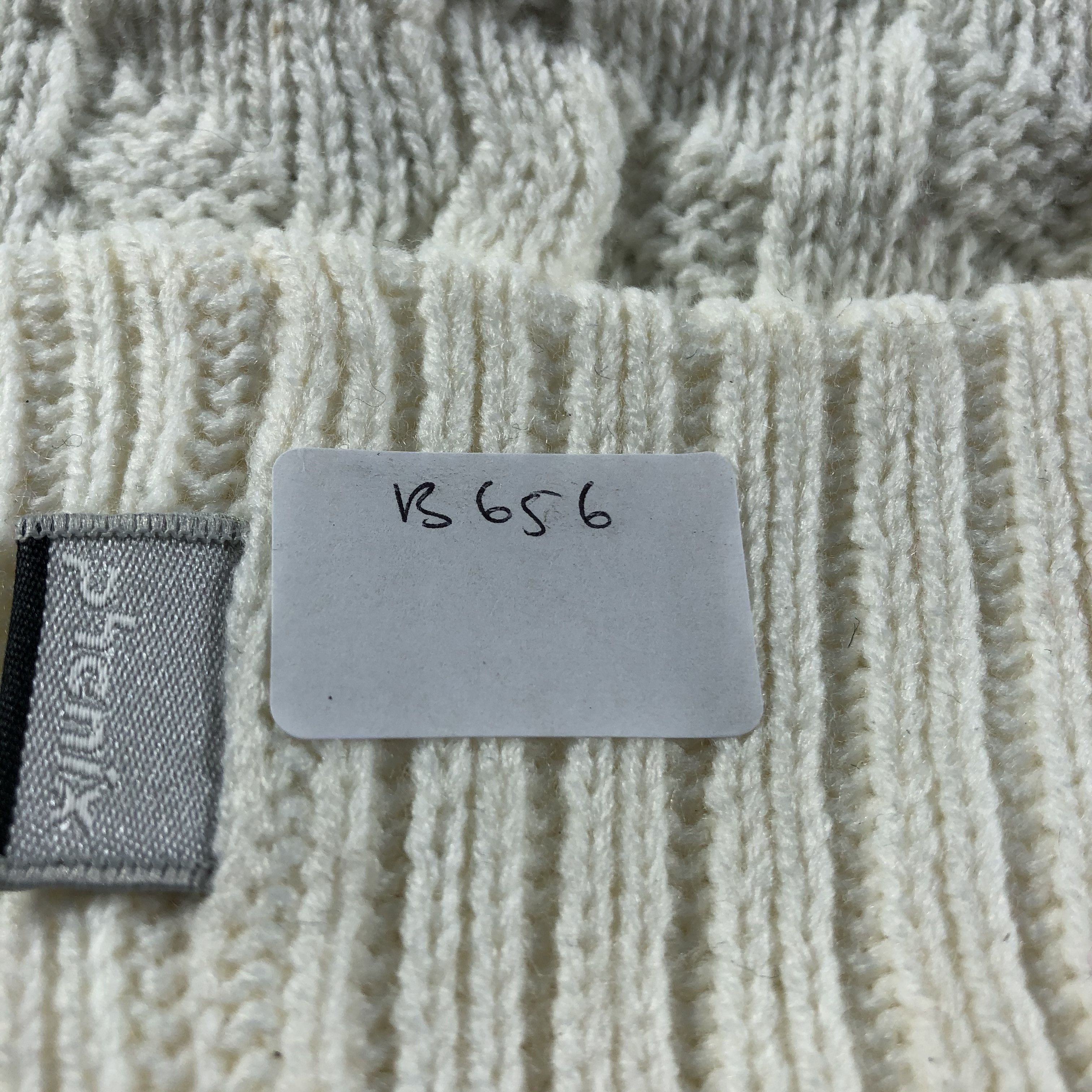 Phenix Phenix Cable Knit Beanie Snowcap Snow Hat B656 Size ONE SIZE - 7 Thumbnail