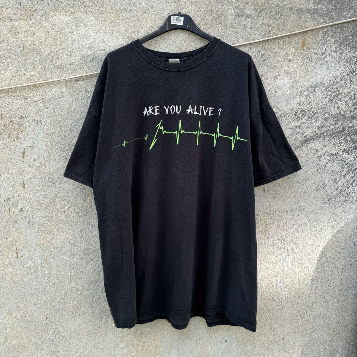 Band Tees × Metallica × Vintage Vintage 00s Metallica ARE YOU ALIVE Oversized Washed T-shirt Size US XXL / EU 58 / 5 - 8 Thumbnail