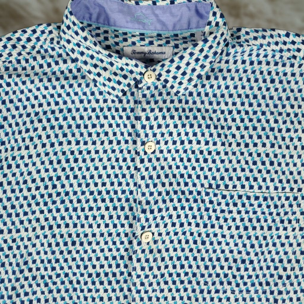 Tommy Bahama Tommy Bahama Shirt Mens Large Blue Geometric Silk Camp Collar Button Up Size US L / EU 52-54 / 3 - 1 Thumbnail