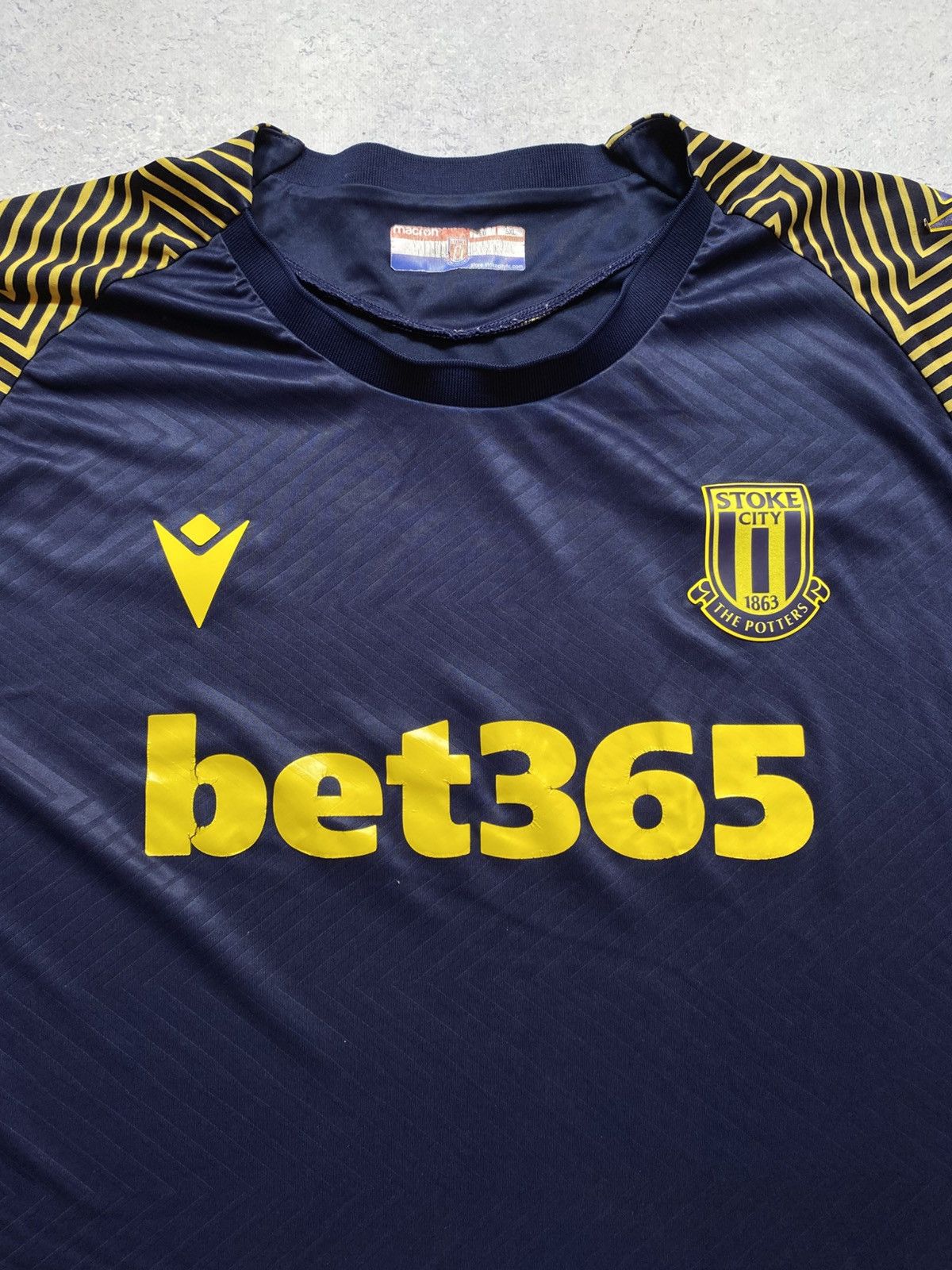 Macron Macron 2020-21 Stoke City Away Shirt Size 5XL Size US XXL / EU 58 / 5 - 3 Thumbnail