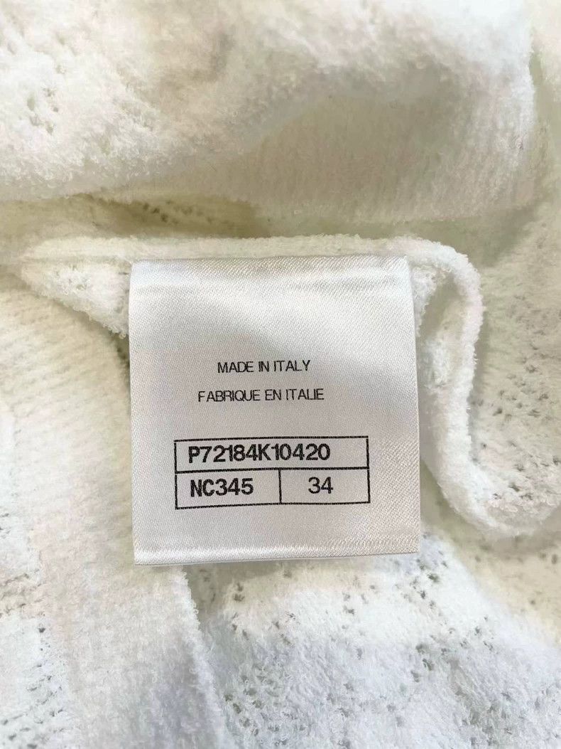 Chanel Chanel Embossed logo short sleeves Size XXS / US 00 / IT 34 - 5 Thumbnail