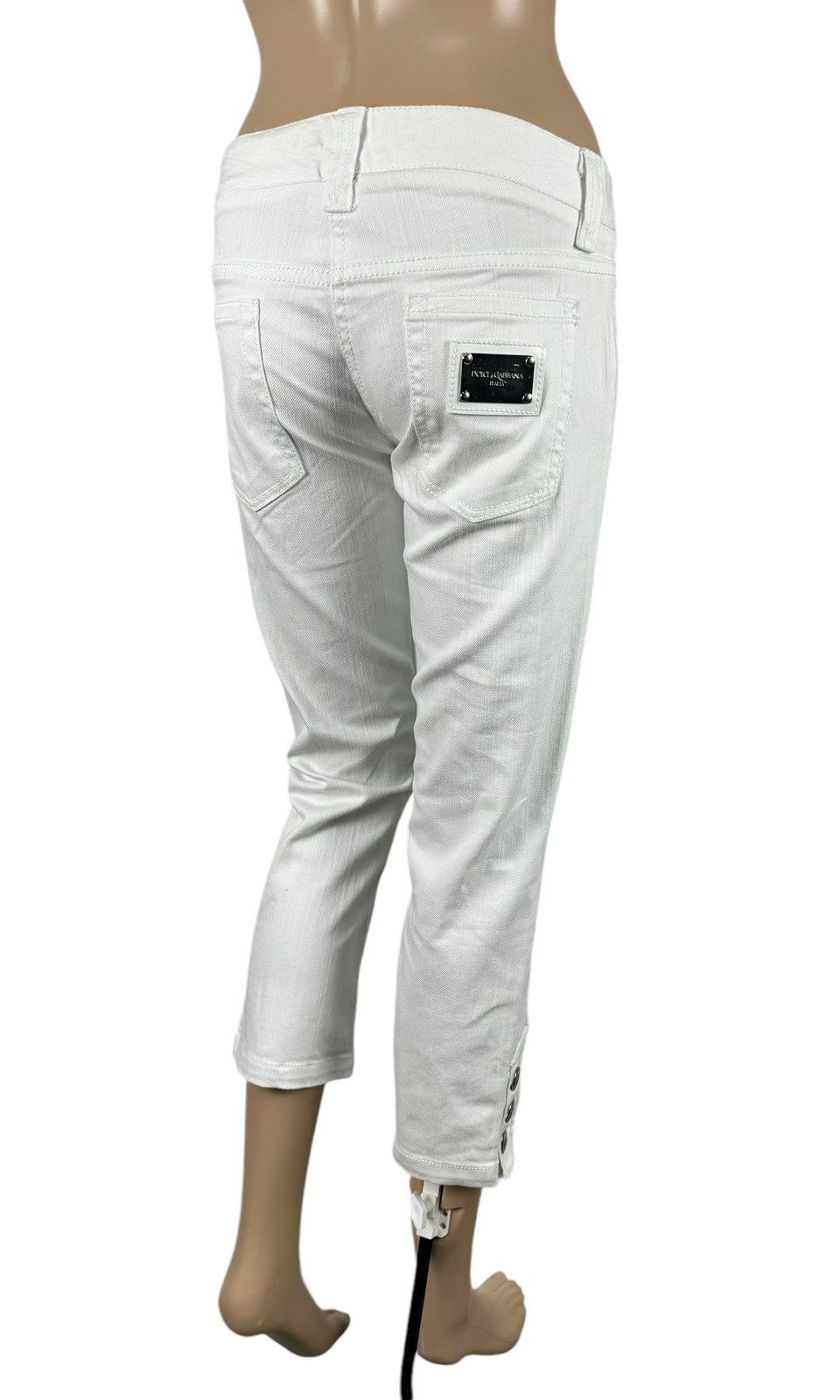 Dolce & Gabbana Dolce & Gabbana Jeans Crop Metal Logo Button Accent size 40 Size 27" / US 4 / IT 40 - 1 Thumbnail