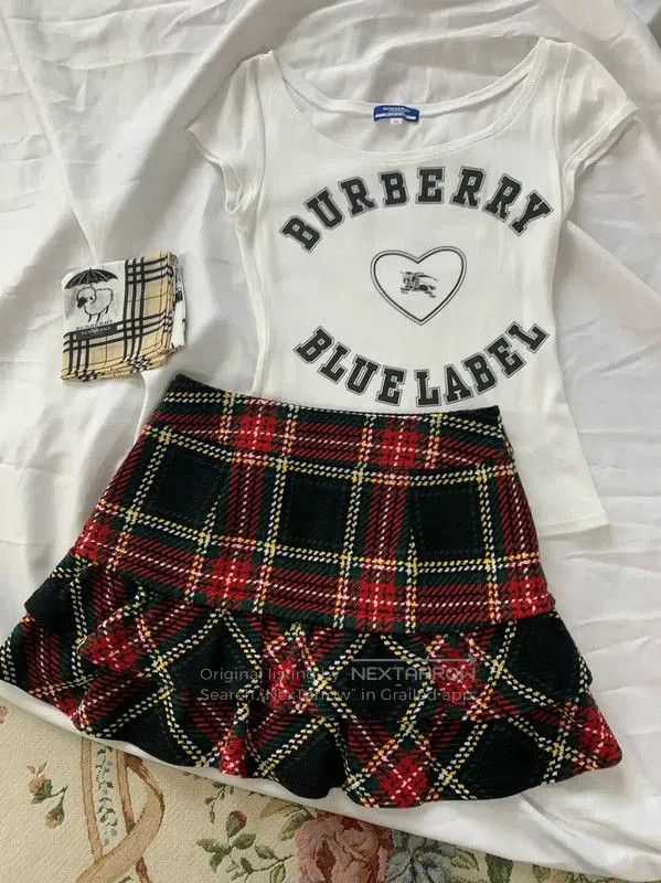Burberry Burberry Red Cotton Skirt for Women. Size 23" - 4 Thumbnail
