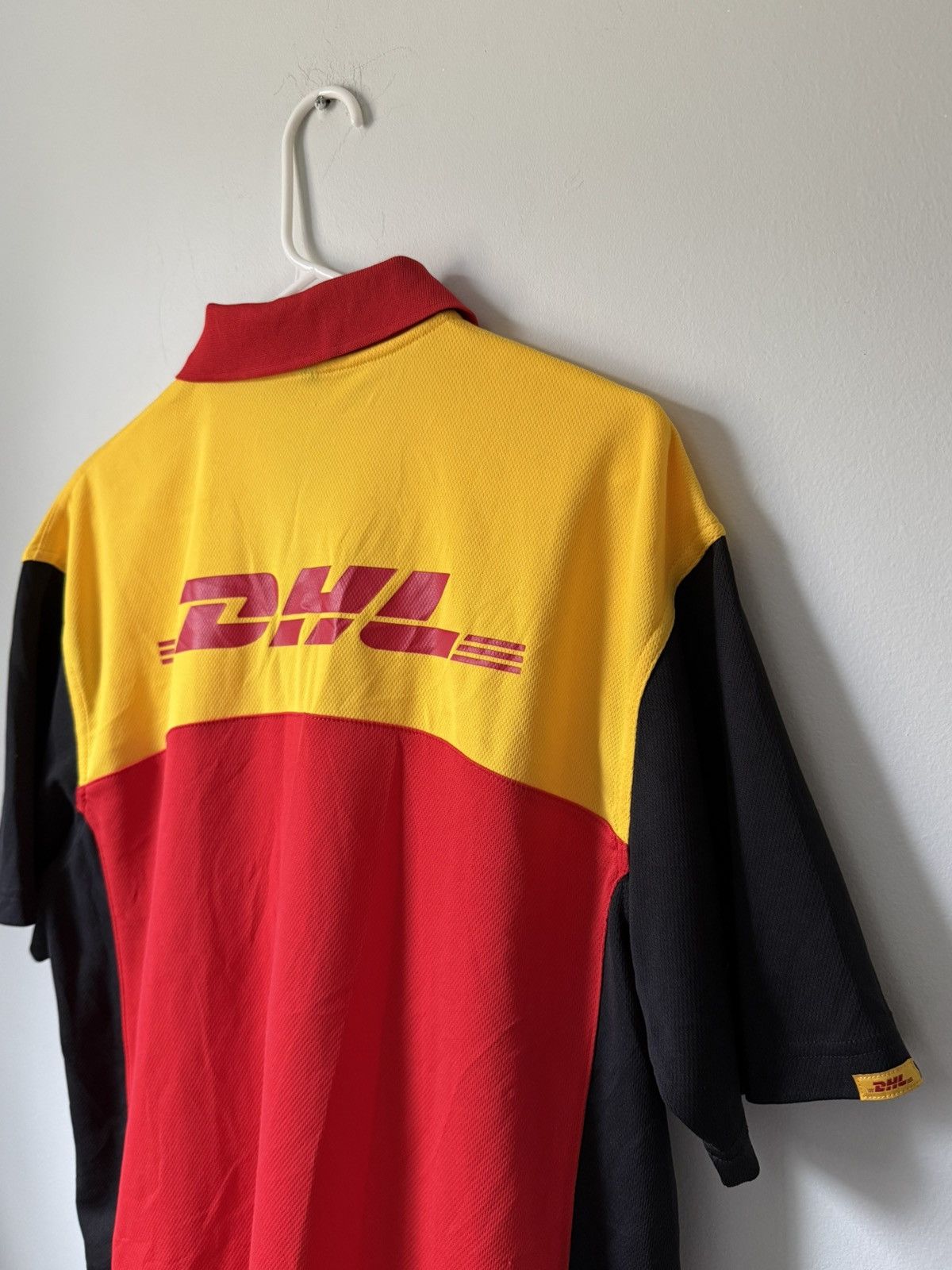Other DHL Vetements TYPE shirt Size US M / EU 48-50 / 2 - 8 Thumbnail