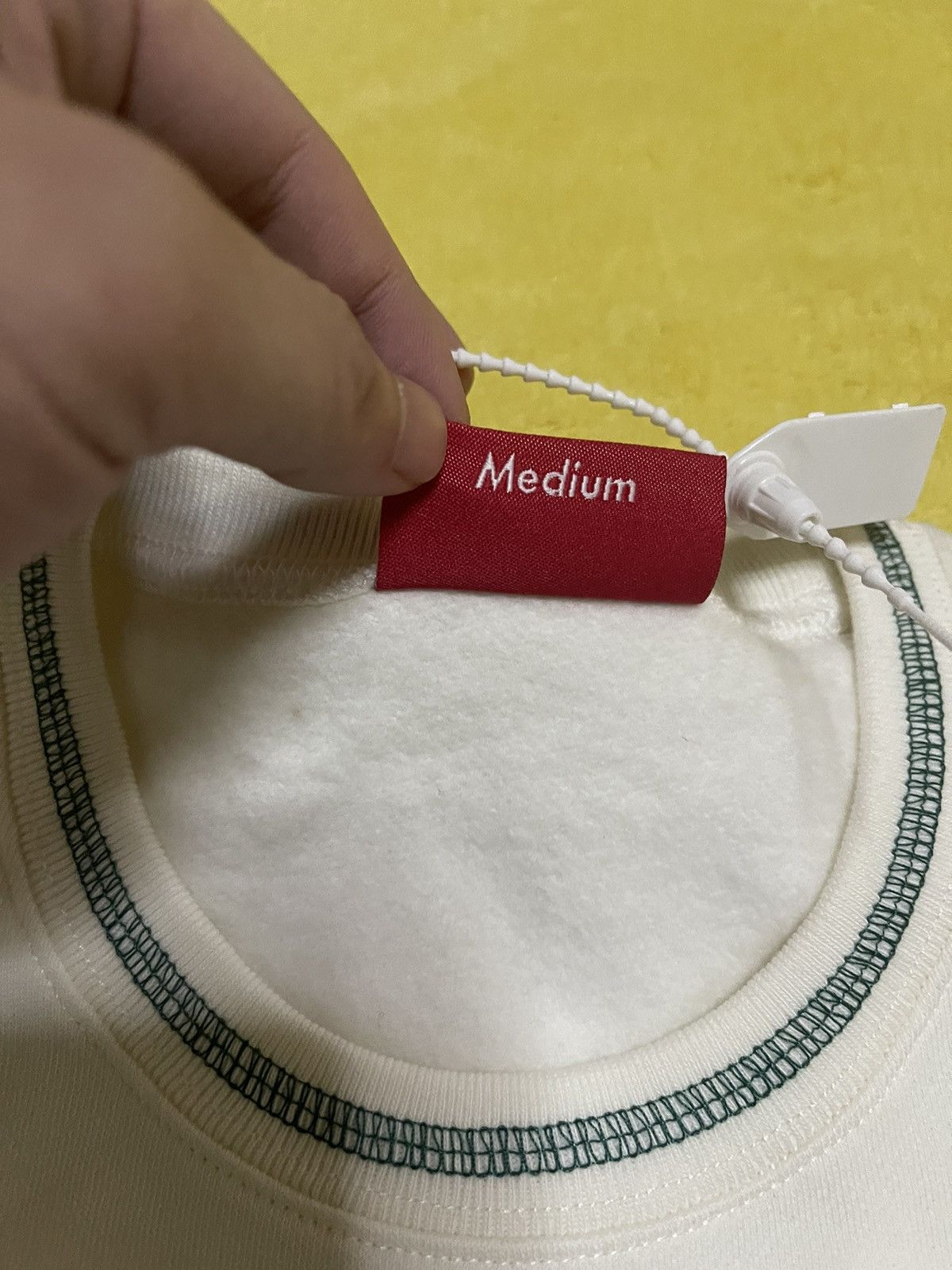 Supreme Supreme center stripe Gucci red green crewneck Size US M / EU 48-50 / 2 - 4 Thumbnail