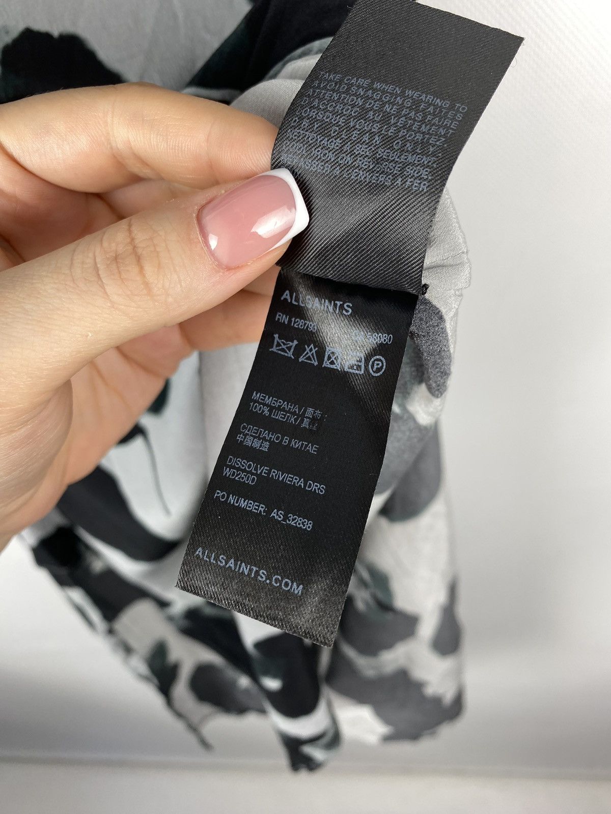 Allsaints Allsaints ladies silk Dissolve Riviera patterned dress Size M / US 6-8 / IT 42-44 - 11 Thumbnail