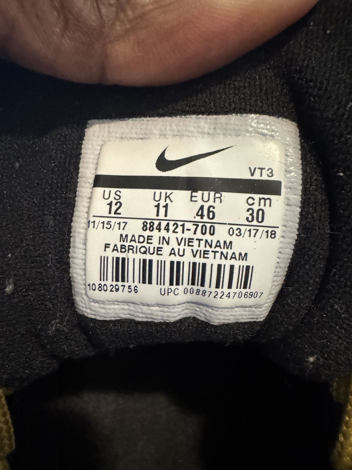 Nike Nike Air Max 97 OG Gold 2018 Size US 12 / EU 45 - 7 Thumbnail