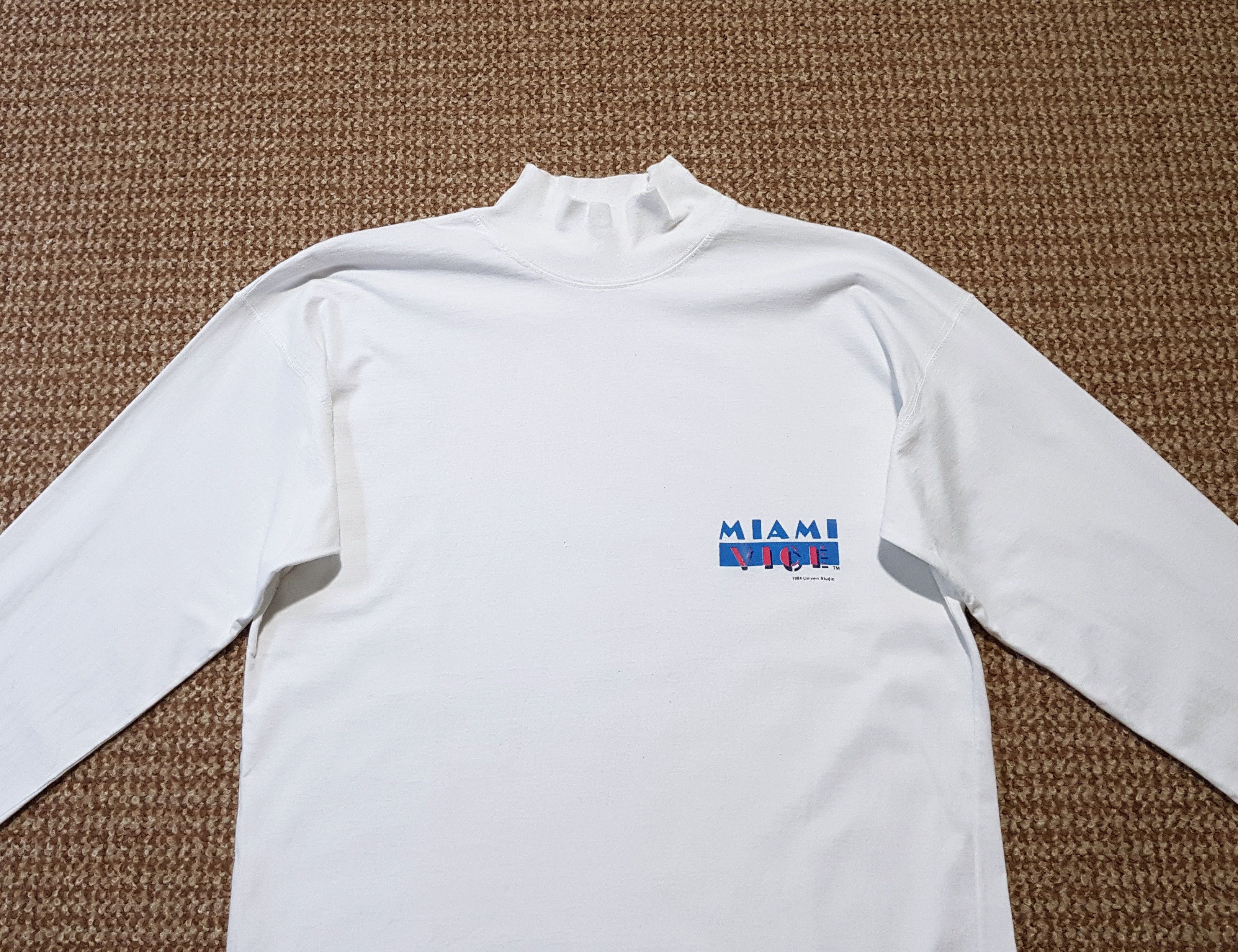 Universal Studios Miami Vice Vintage 1984 Universal Long Sleeve Pullover sz 5 Size US M / EU 48-50 / 2 - 2 Thumbnail