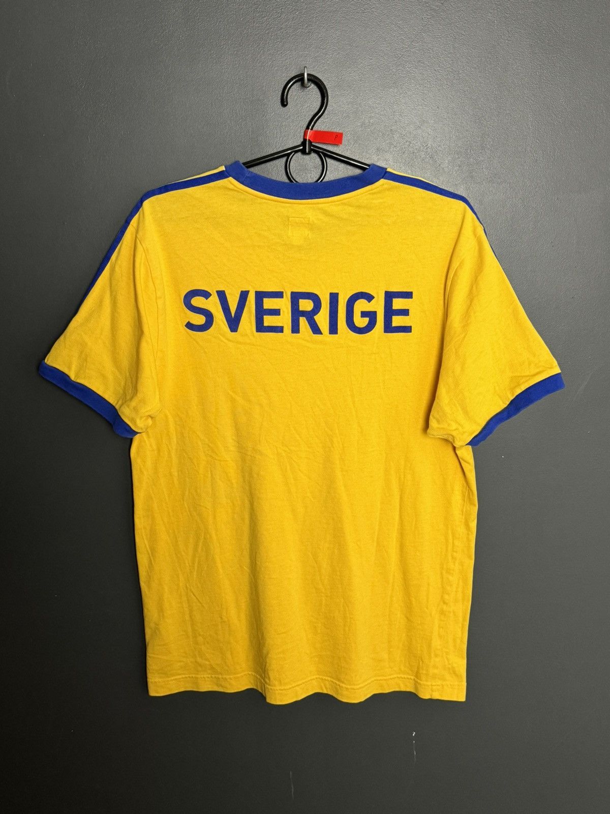 Adidas Adidas Originals Sweden National Team Retro Football Jersey Size US M / EU 48-50 / 2 - 2 Thumbnail