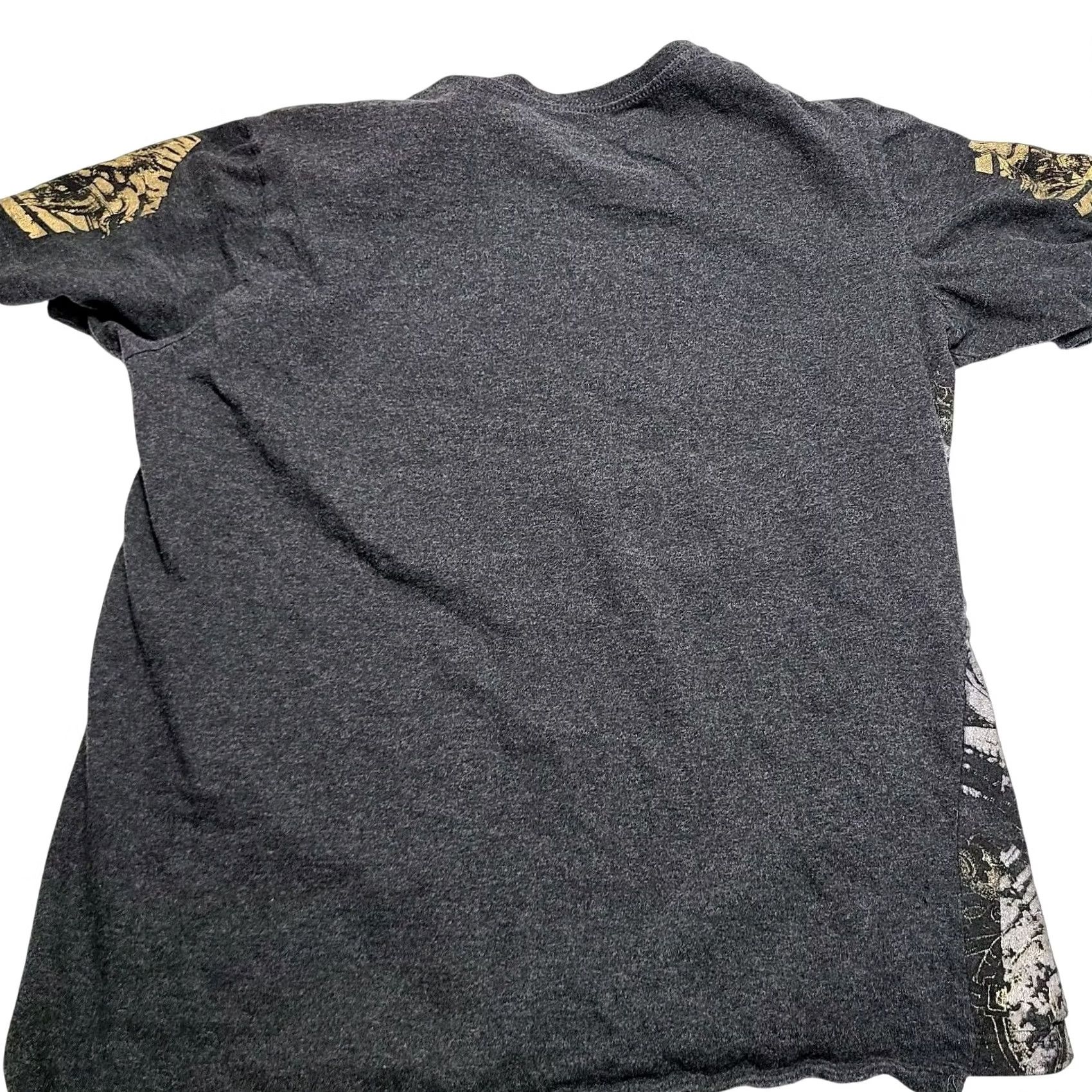 Vintage VINTAGE Soldiers & Saints T-Shirt Mens 2XL Crew Neck Short Sleeve Black Studded Graphic Big 2XL Size US XXL / EU 58 / 5 - 4 Thumbnail
