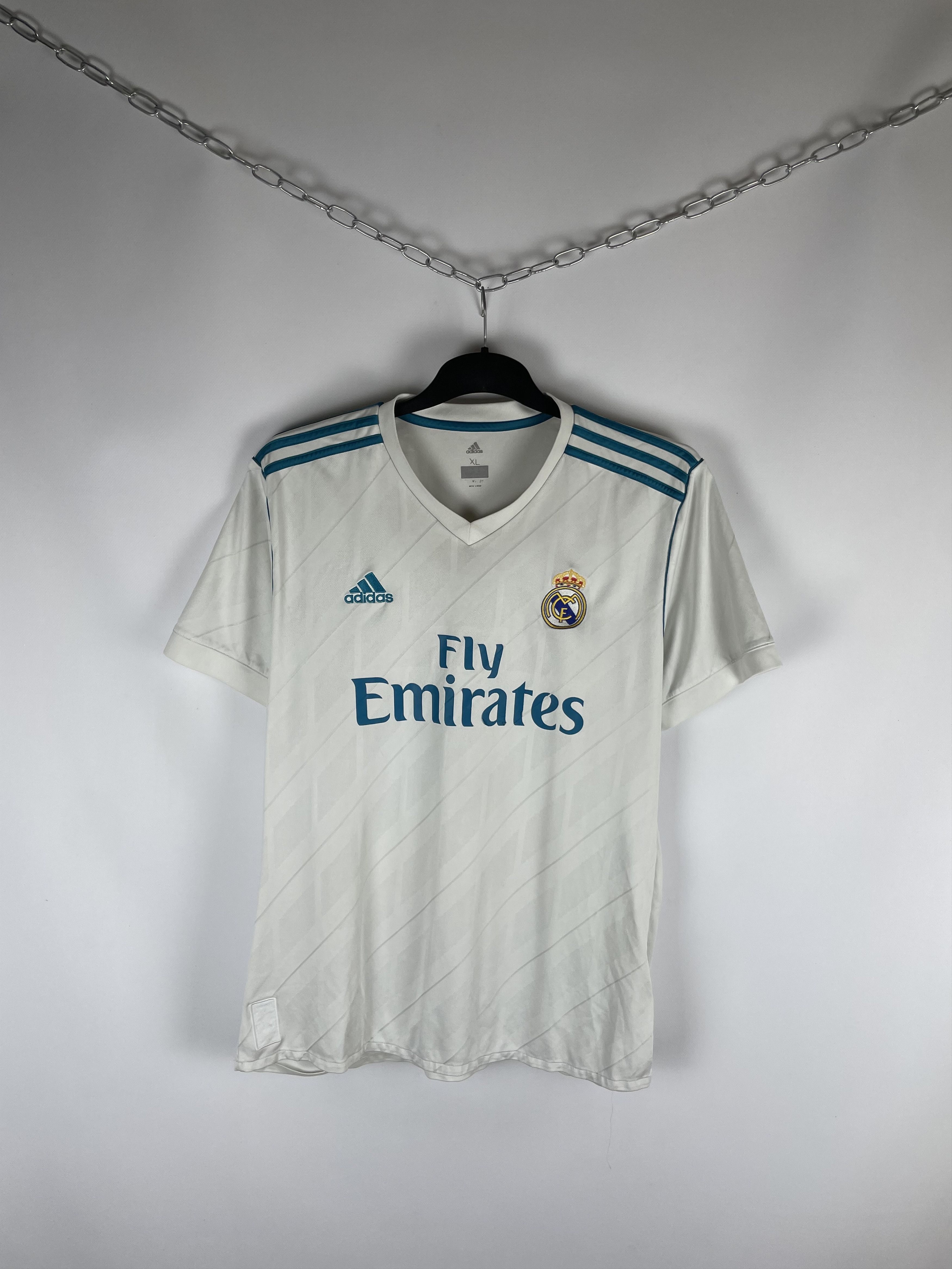 Adidas × Vintage Adidas Real Madrid Home Kit Jersey Tee Tshirt Size US XL / EU 56 / 4 - 1 Thumbnail