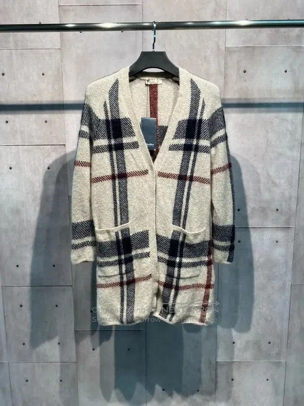Max Mara MaxMara Beige Wool Blend Long Sleeve Cardigan . Size M / US 6-8 / IT 42-44 - 1 Thumbnail