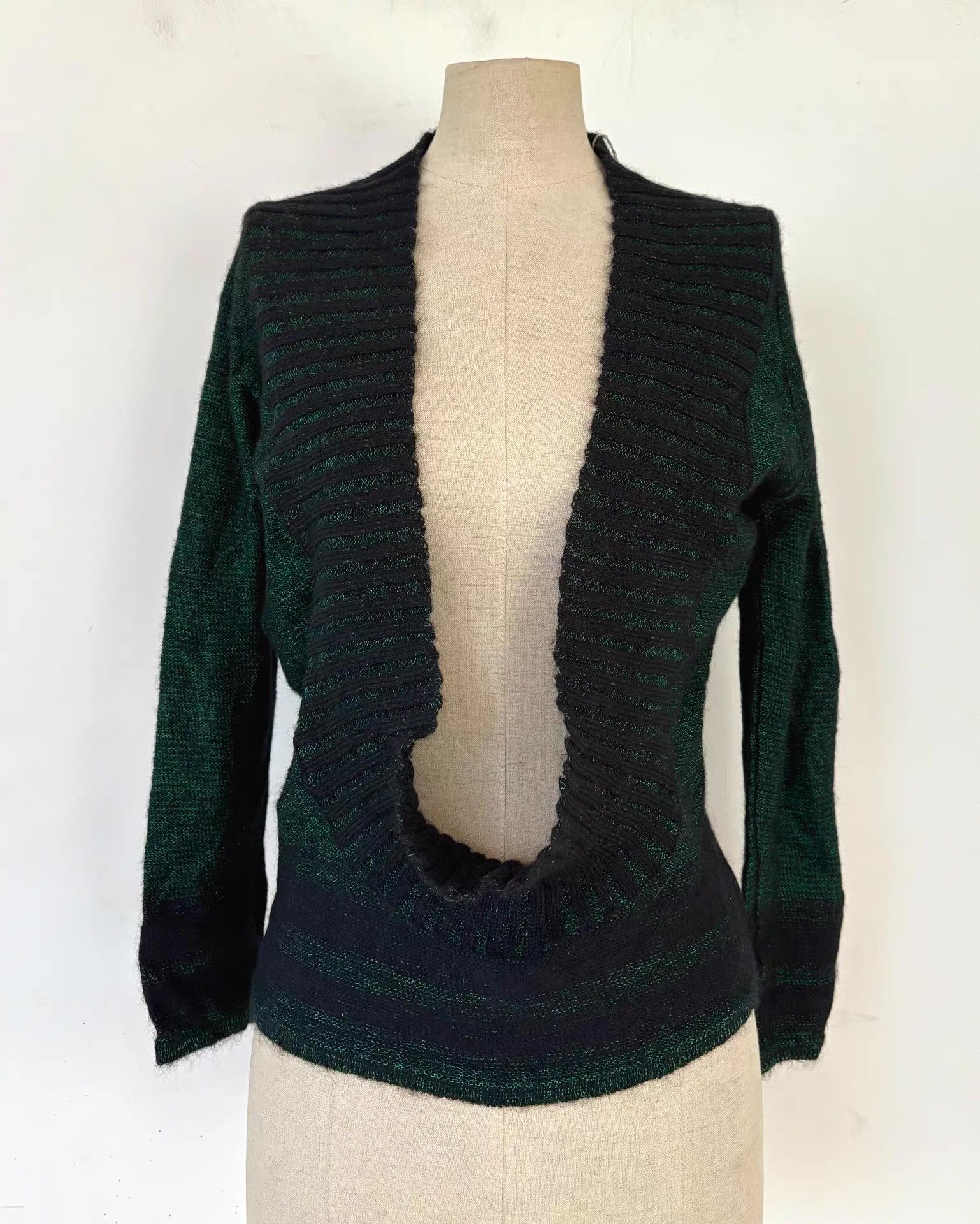Roberto Cavalli Roberto Cavalli Collar Wool-Blend Knit Sweater。Ｑ21 Size S / US 4 / IT 40 - 1 Thumbnail