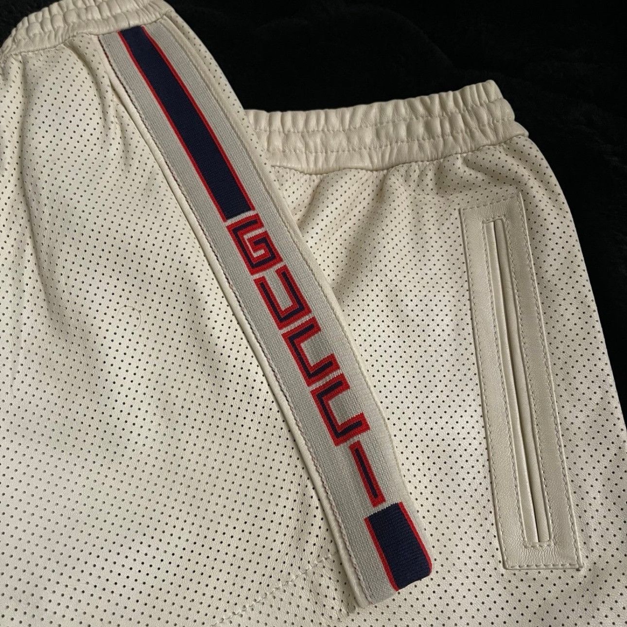 Gucci Gucci Leather Shorts Size US 32 / EU 48 - 2 Thumbnail