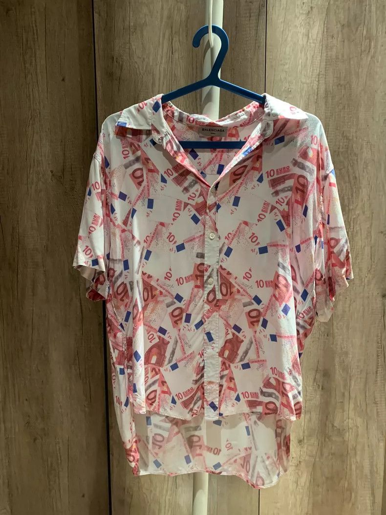 Balenciaga Balenciaga size 34 Euro short-sleeved shirt 2504-Nextarrow Size US M / EU 48-50 / 2 - 1 Thumbnail
