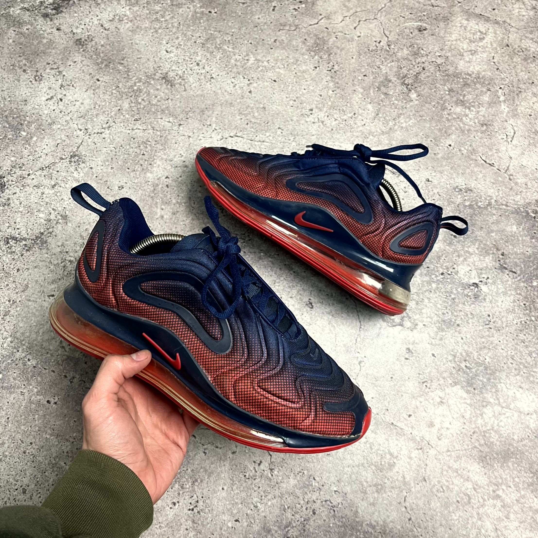 Nike Nike Air Max 720 Navy Red Air Sneakers US8 EU 41 (26cm) Size US 8 / EU 41 - 1 Thumbnail